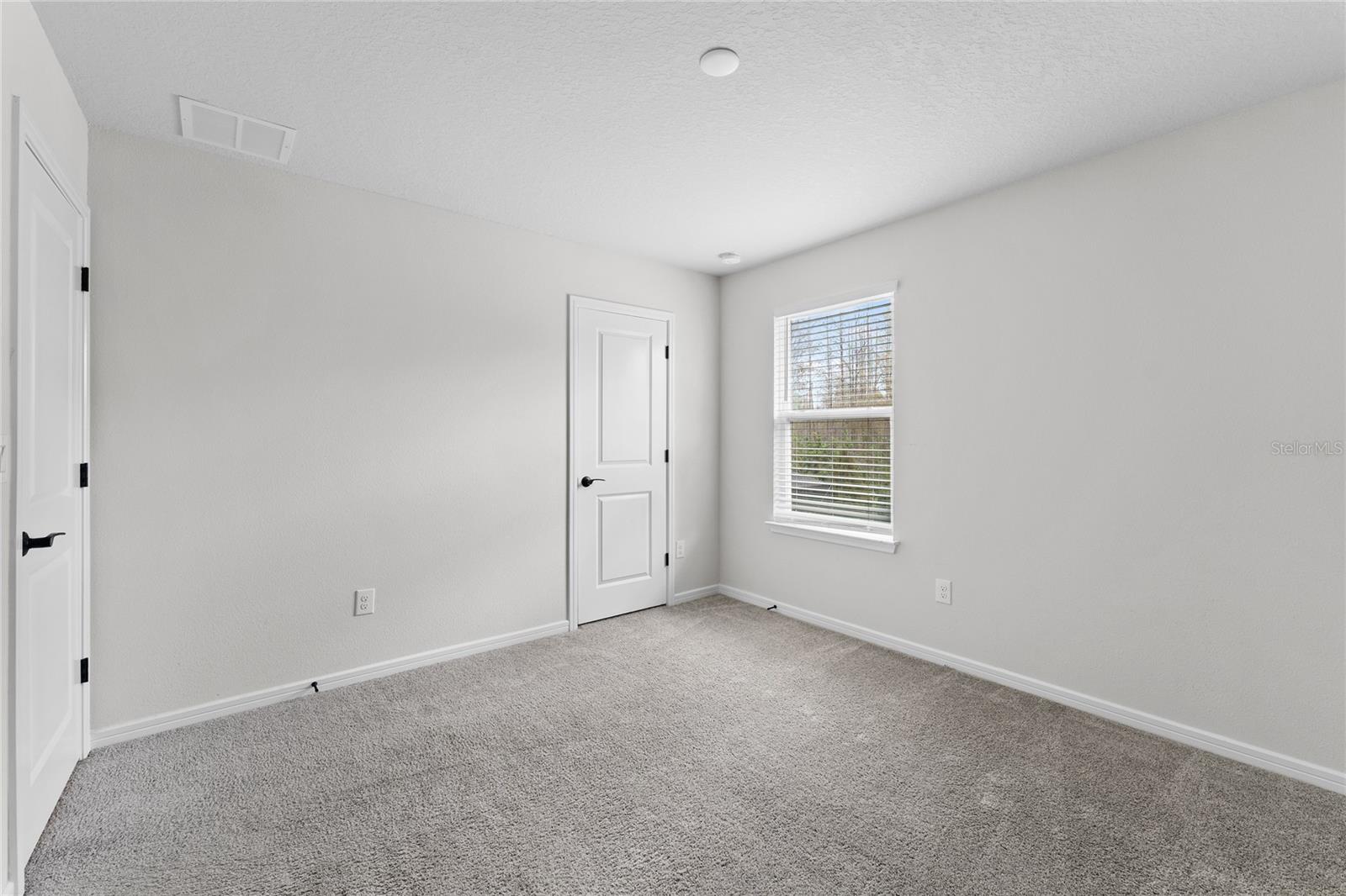 Image 23 of 44 For 20602 Monza Loop