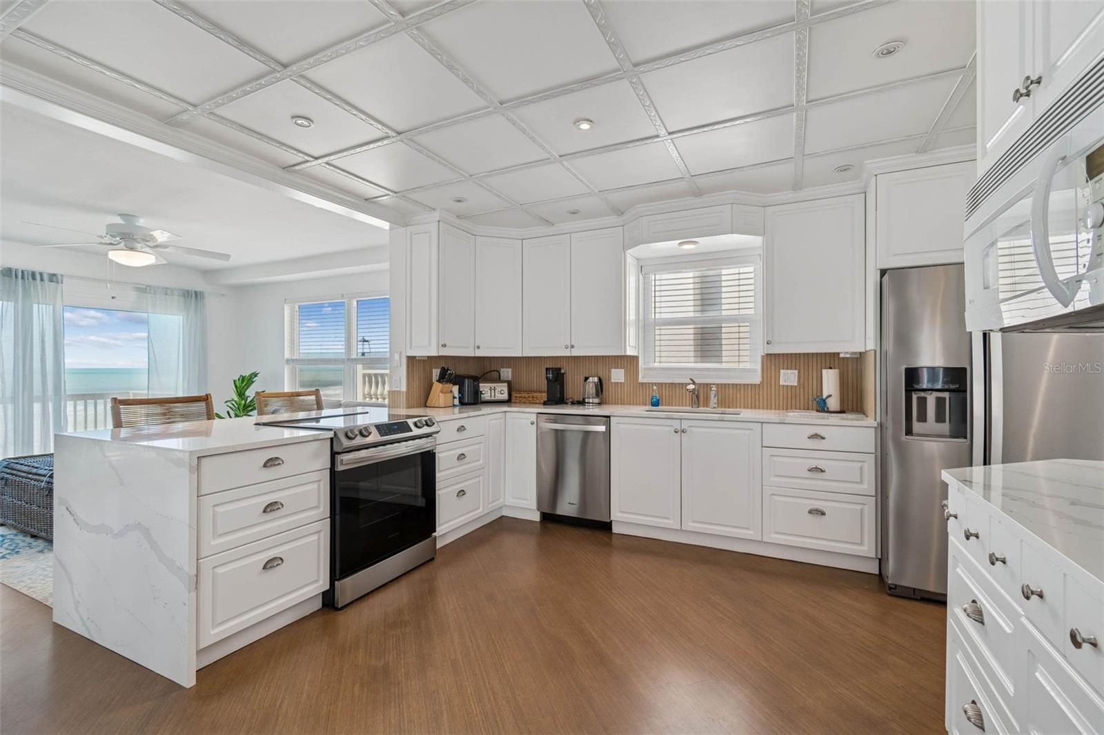 Image 18 of 57 For 8432 Gulf Boulevard Sailfish