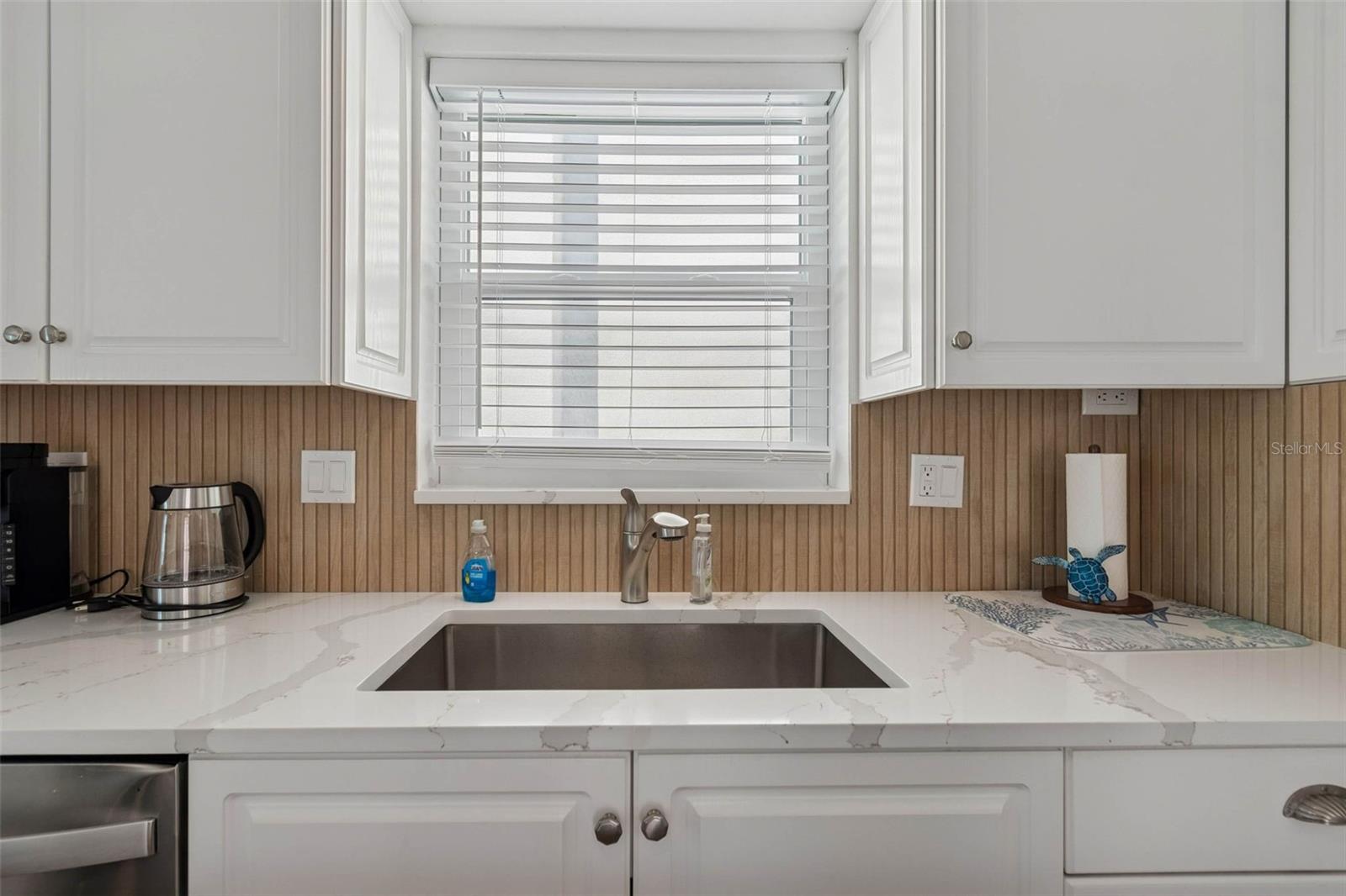 Image 20 of 57 For 8432 Gulf Boulevard Sailfish