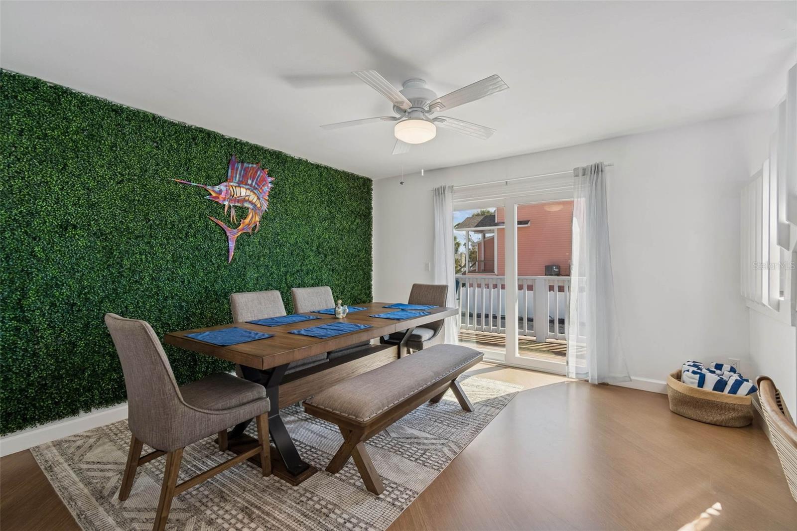 Image 22 of 57 For 8432 Gulf Boulevard Sailfish