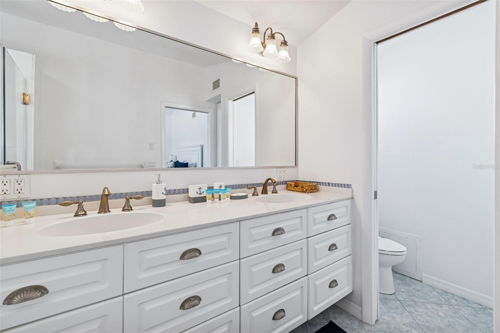 Image 35 of 57 For 8432 Gulf Boulevard Sailfish