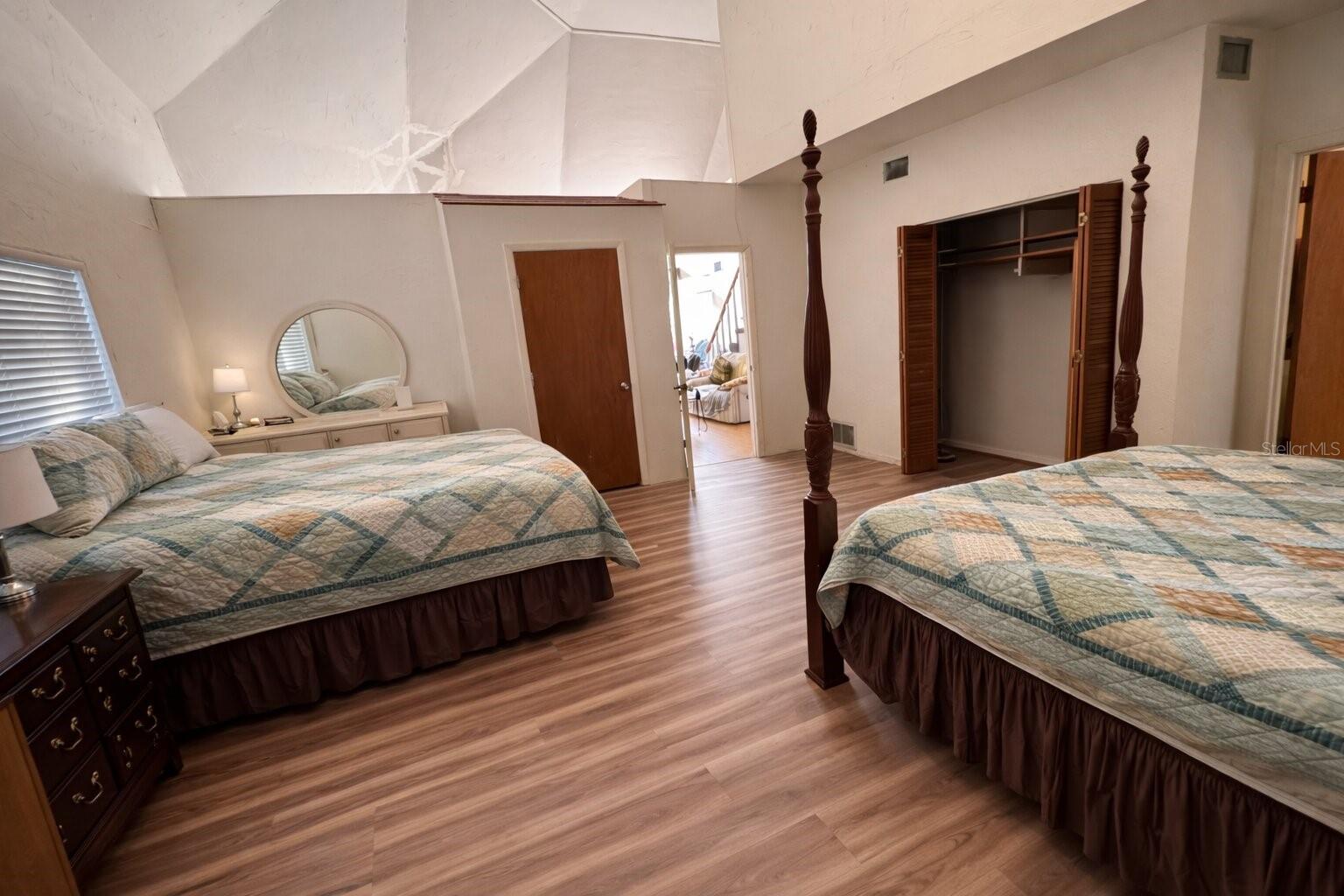 Image 10 of 22 For 7923 18th Avenue E