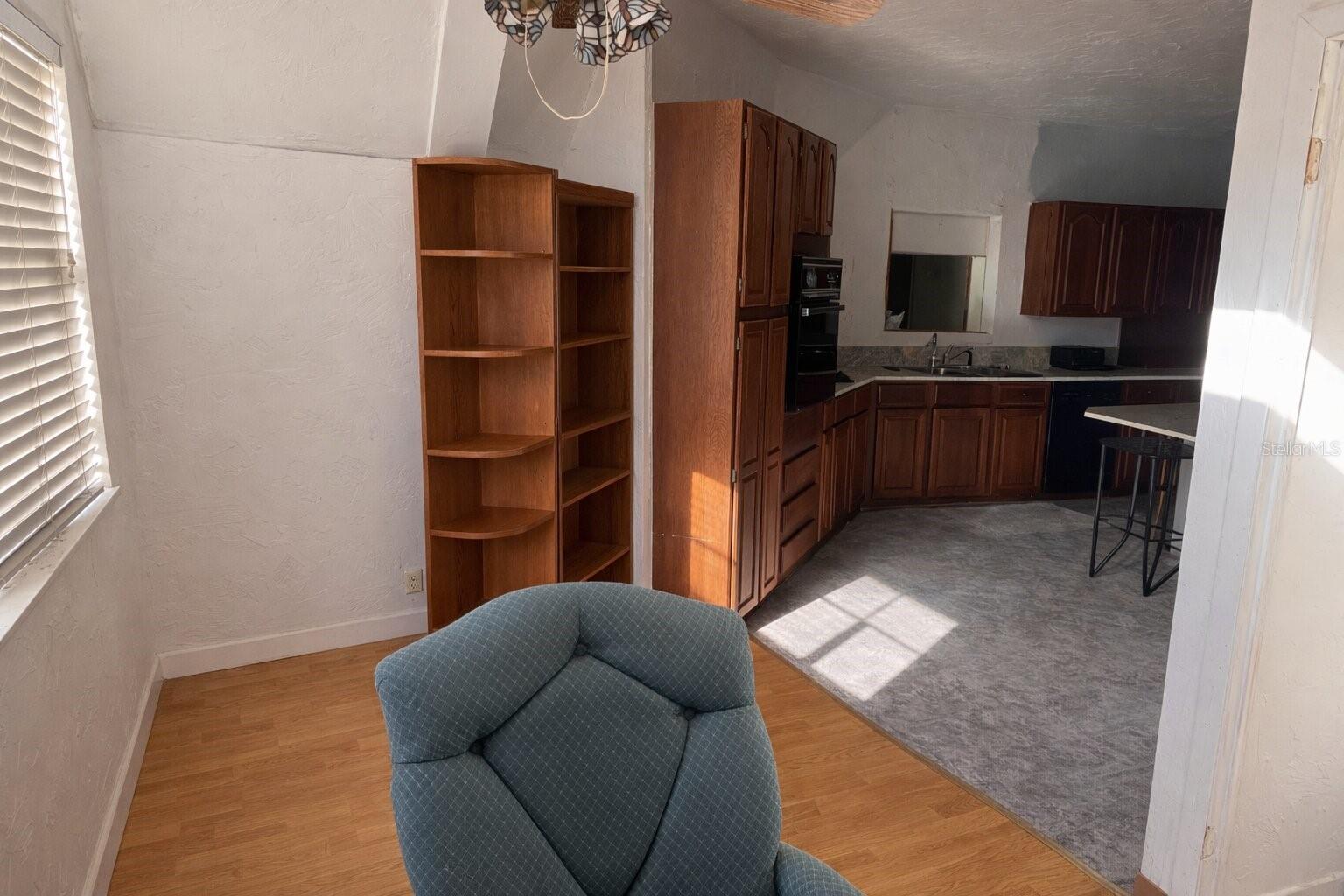 Image 4 of 22 For 7923 18th Avenue E