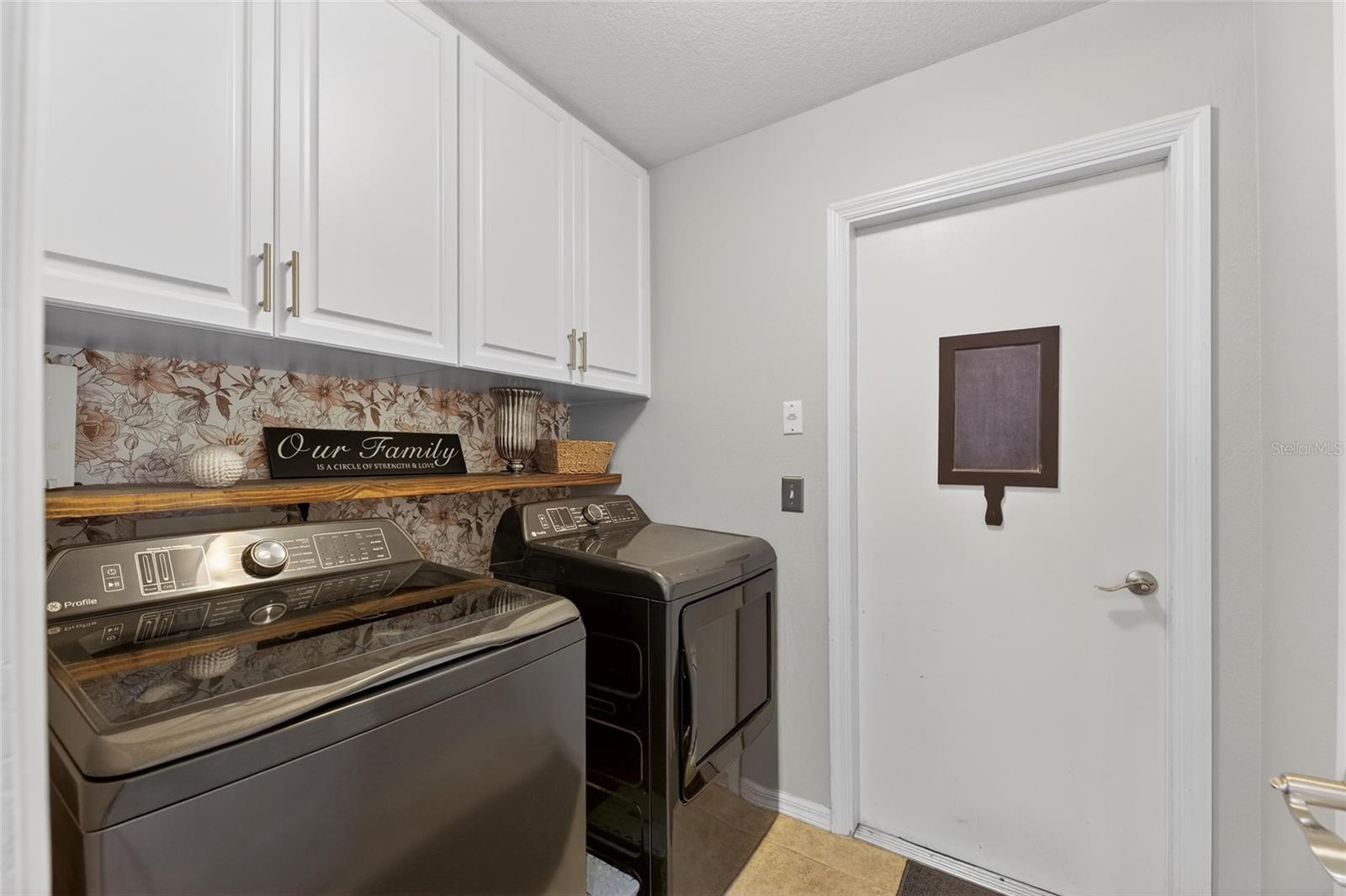 Image 13 of 42 For 12828 Raysbrook Drive