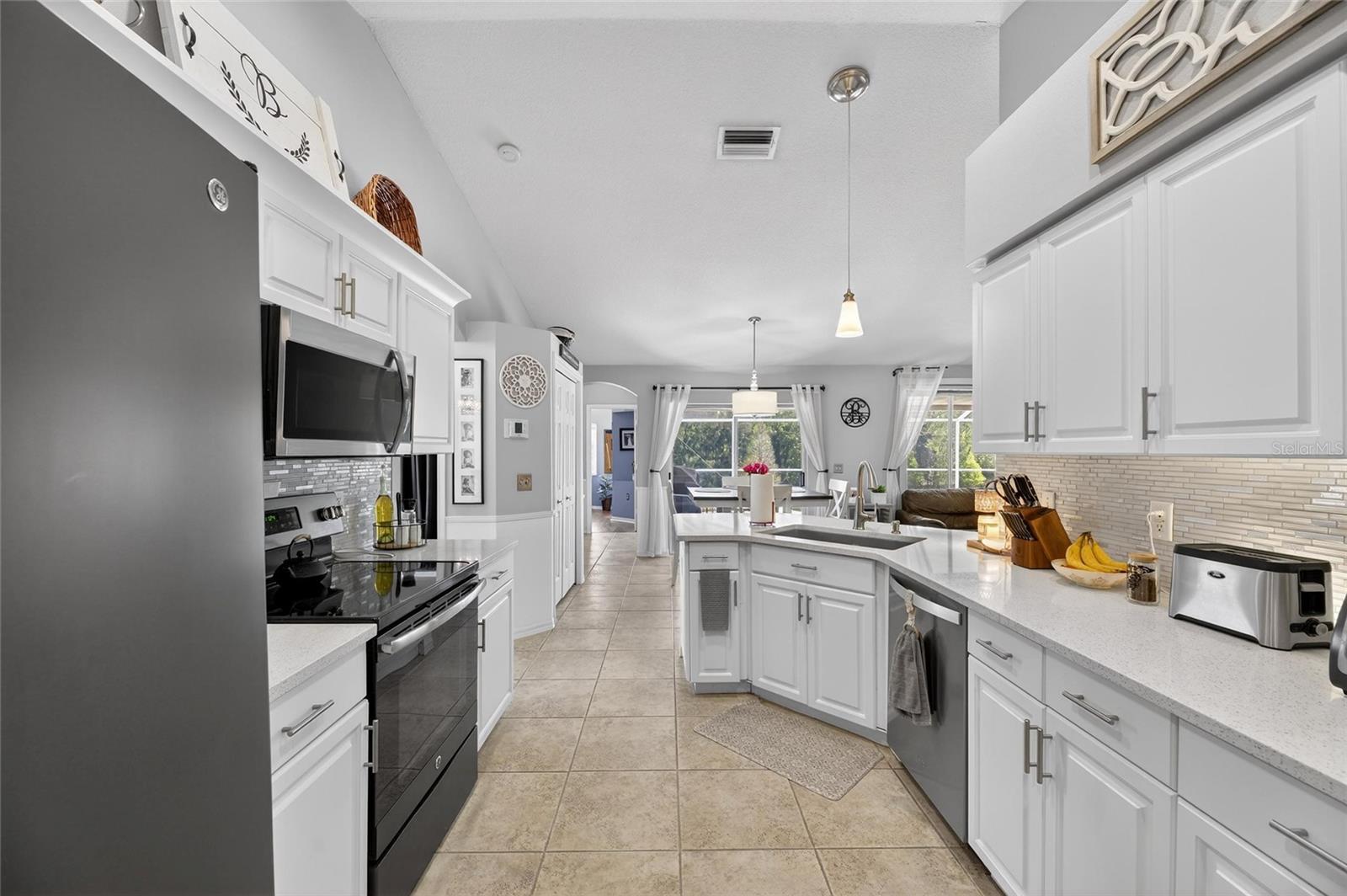 Image 14 of 42 For 12828 Raysbrook Drive