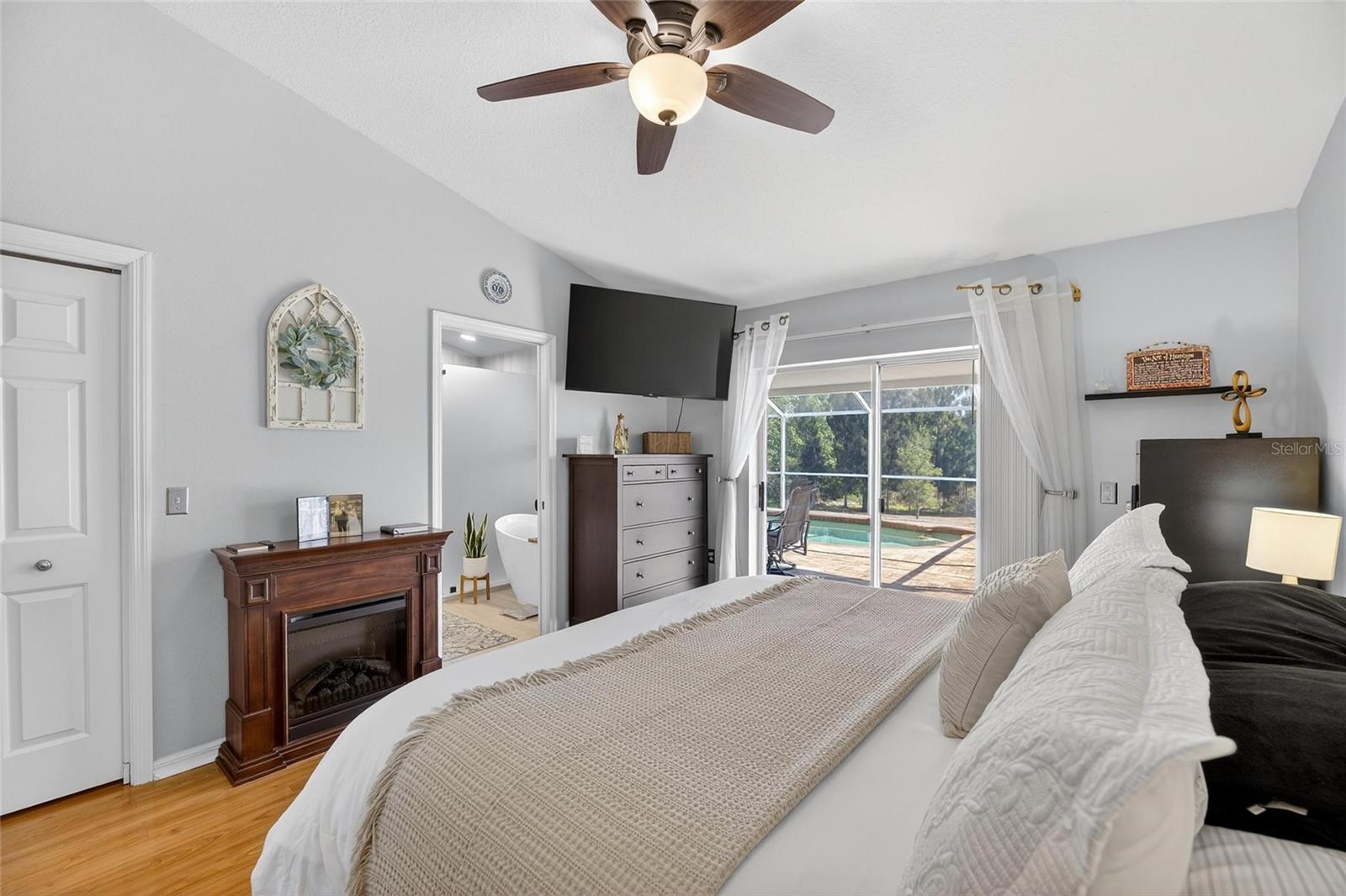 Image 22 of 42 For 12828 Raysbrook Drive