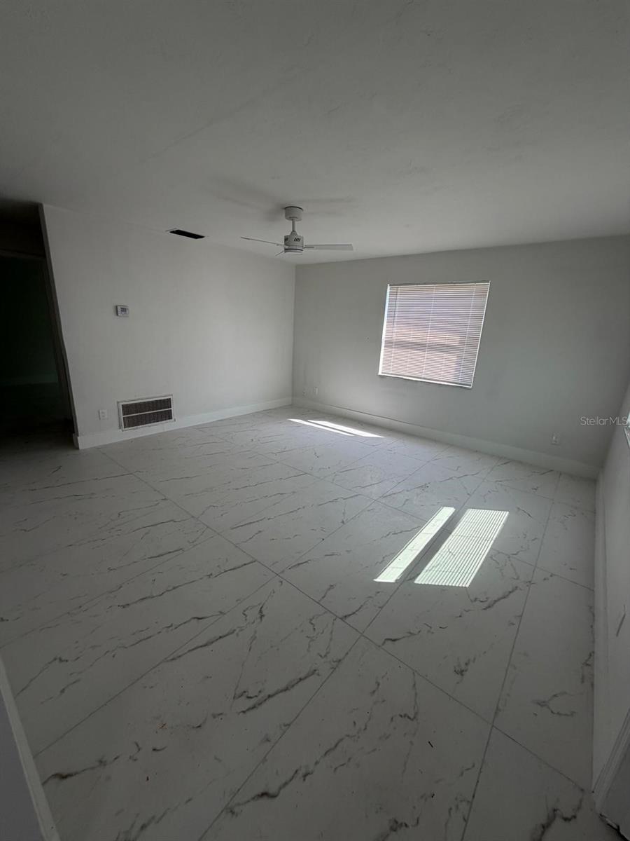 Image 4 of 15 For 3446 Dahlia Place B