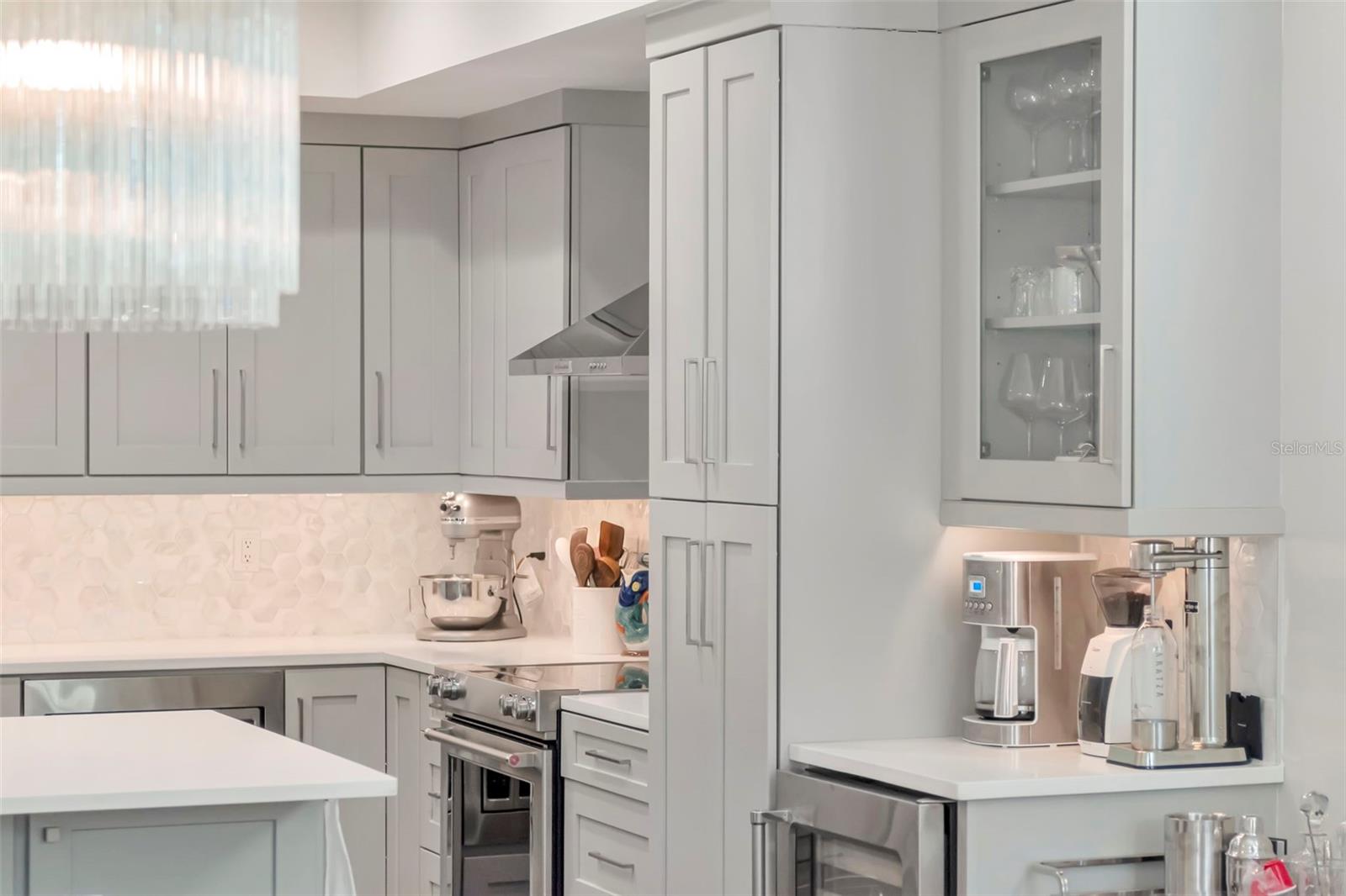 Listing photo id 8 for 536 4th Avenue S 2