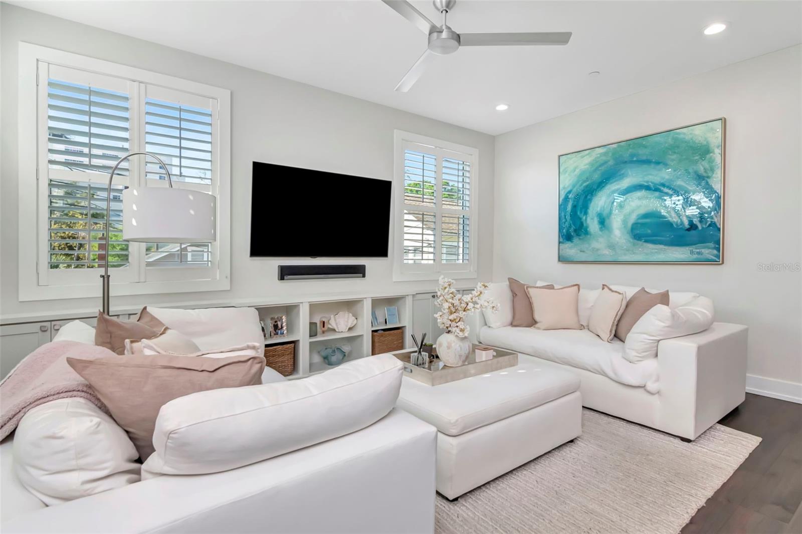 Listing photo id 18 for 536 4th Avenue S 2