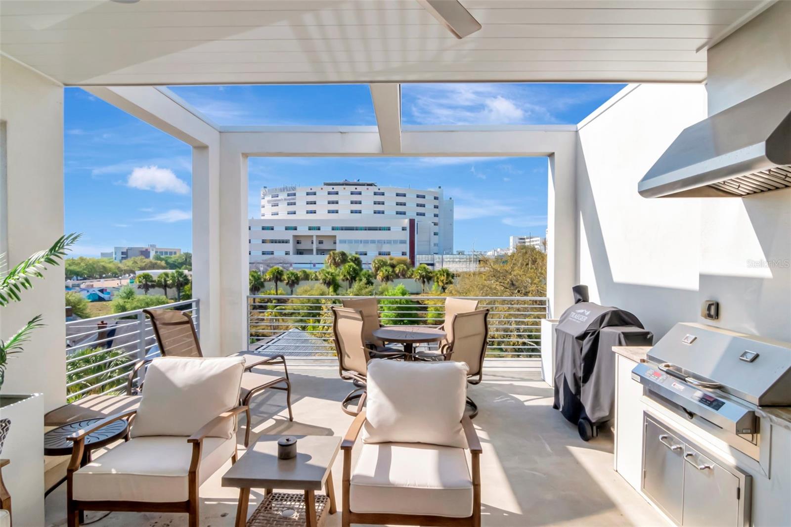 Listing photo id 46 for 536 4th Avenue S 2