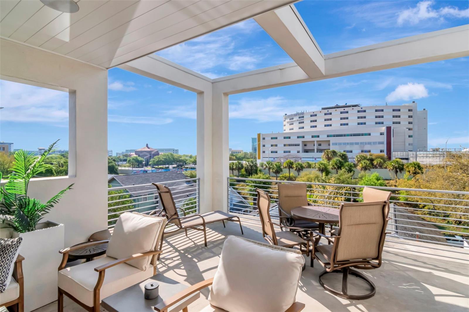 Listing photo id 48 for 536 4th Avenue S 2