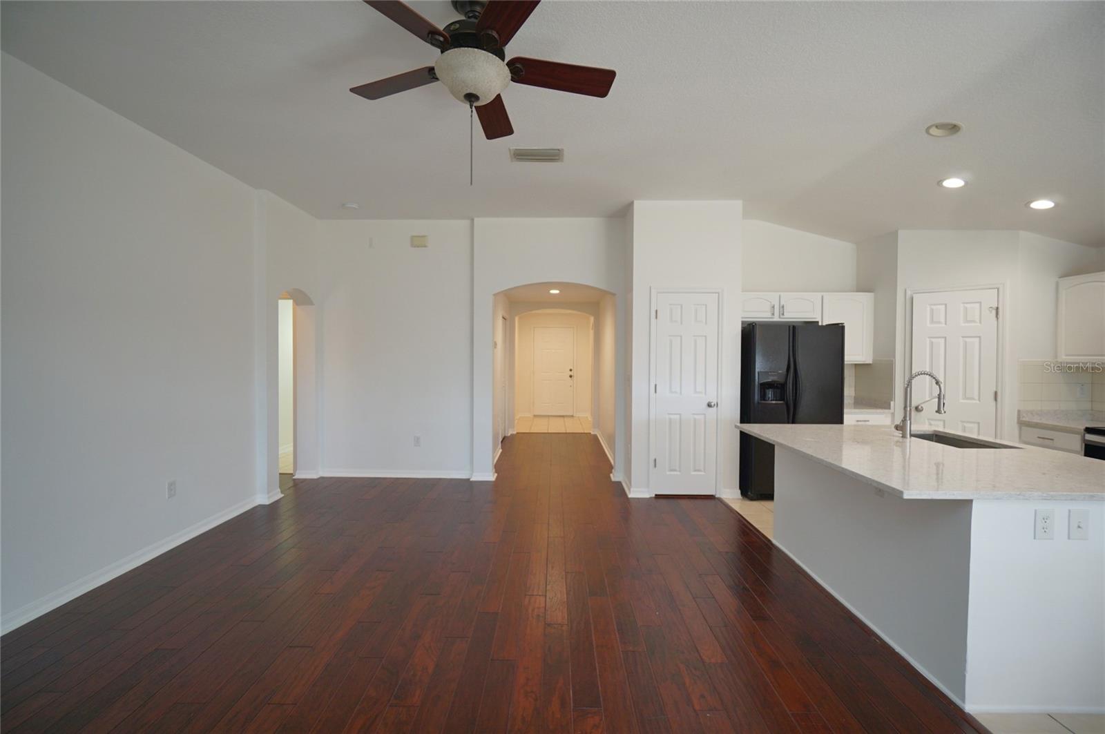 Image 4 of 24 For 5933 Desert Peace Avenue