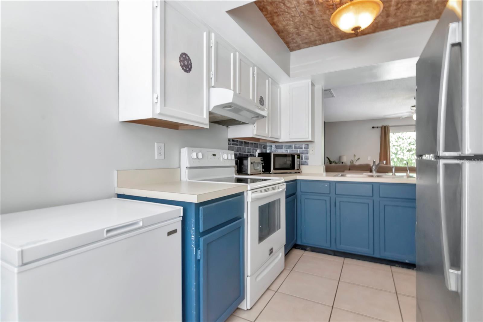 Image 7 of 32 For 14053 Notreville Way