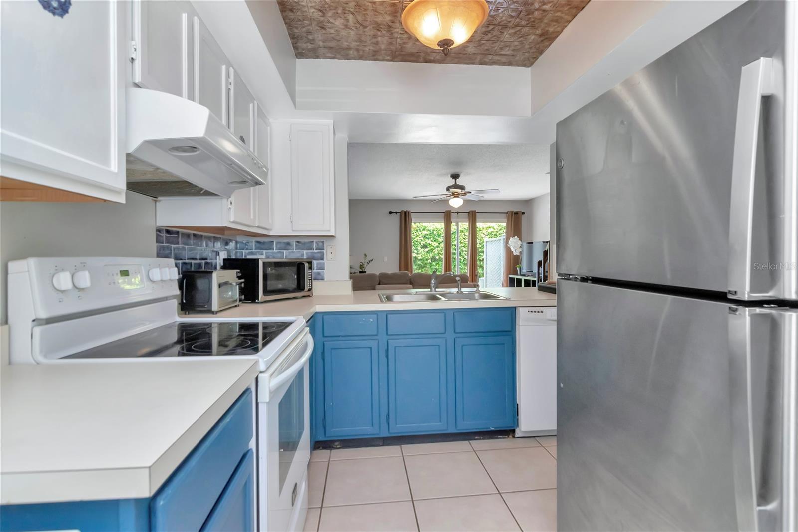 Image 9 of 32 For 14053 Notreville Way