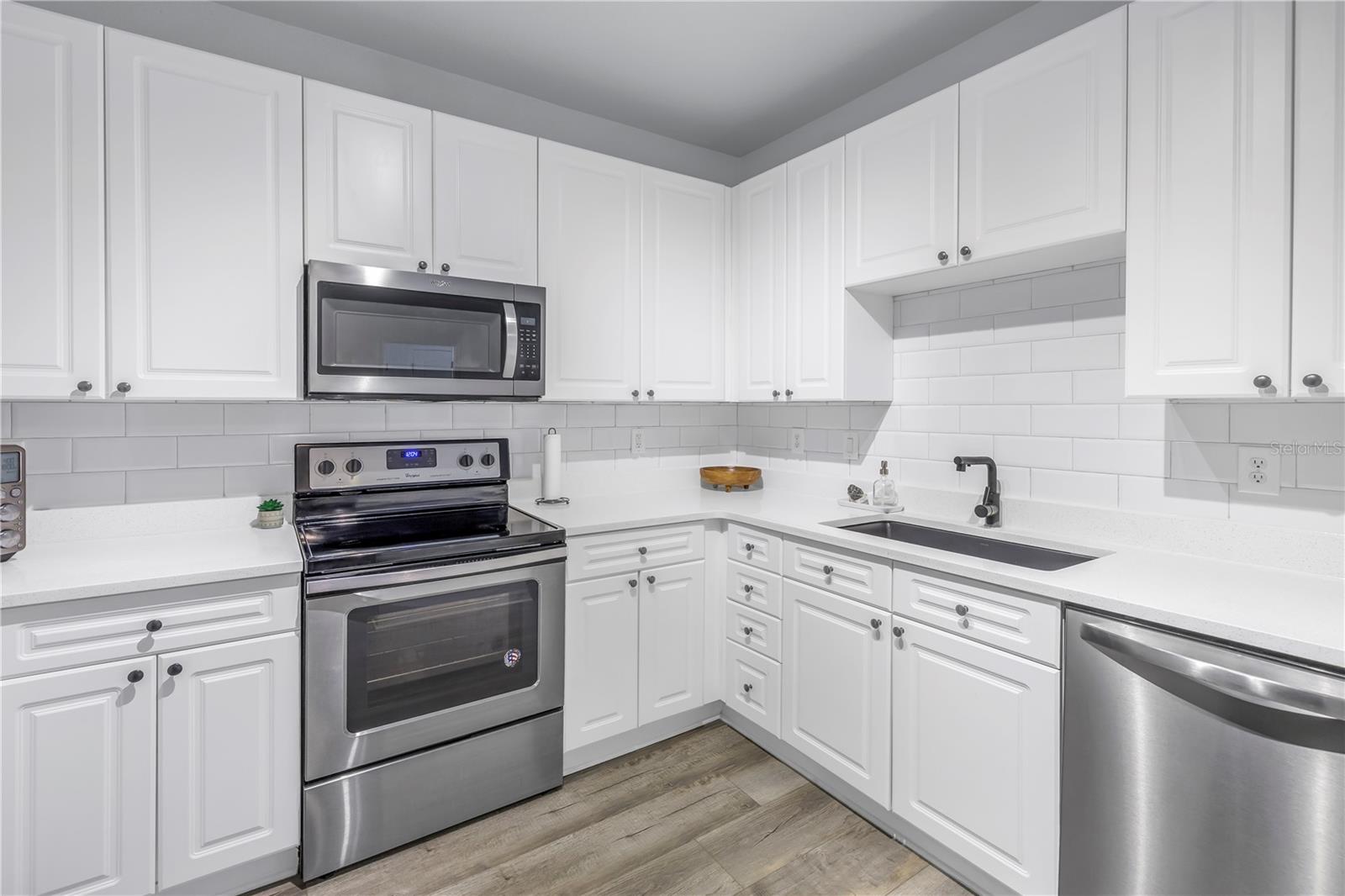 Image 8 of 35 For 4221 Spruce Street 1325