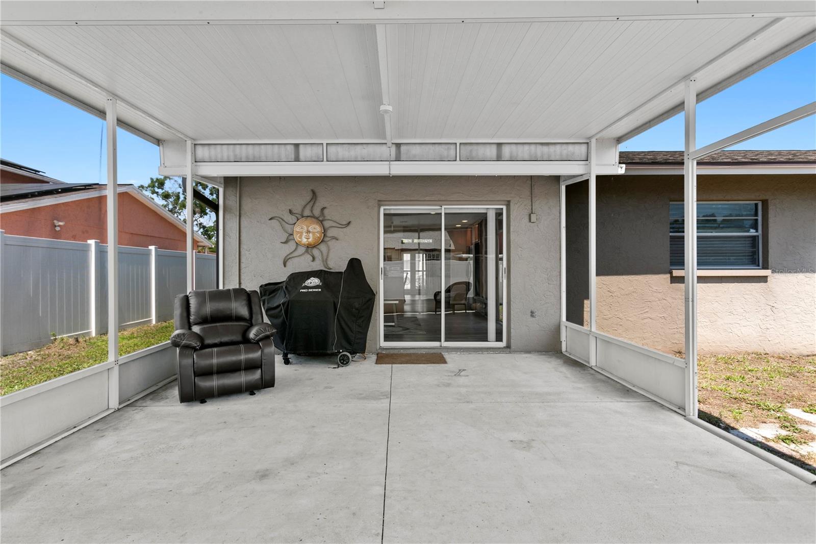 Listing photo id 31 for 6404 Heather Moor Court