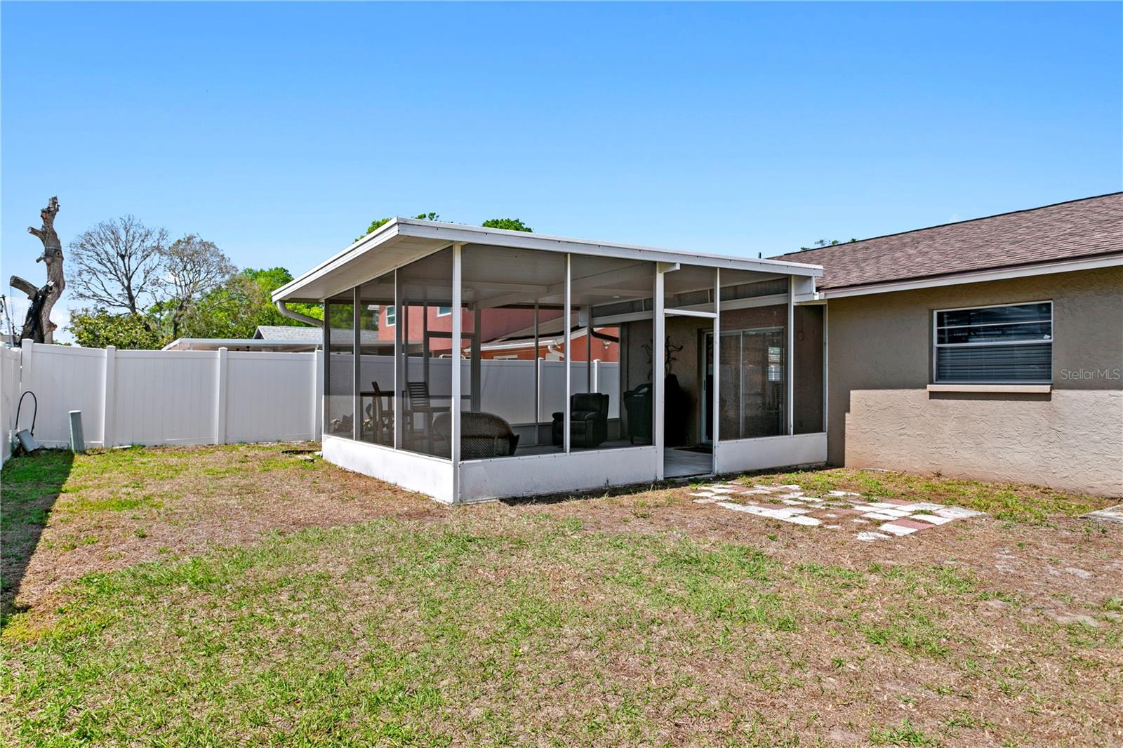 Listing photo id 34 for 6404 Heather Moor Court