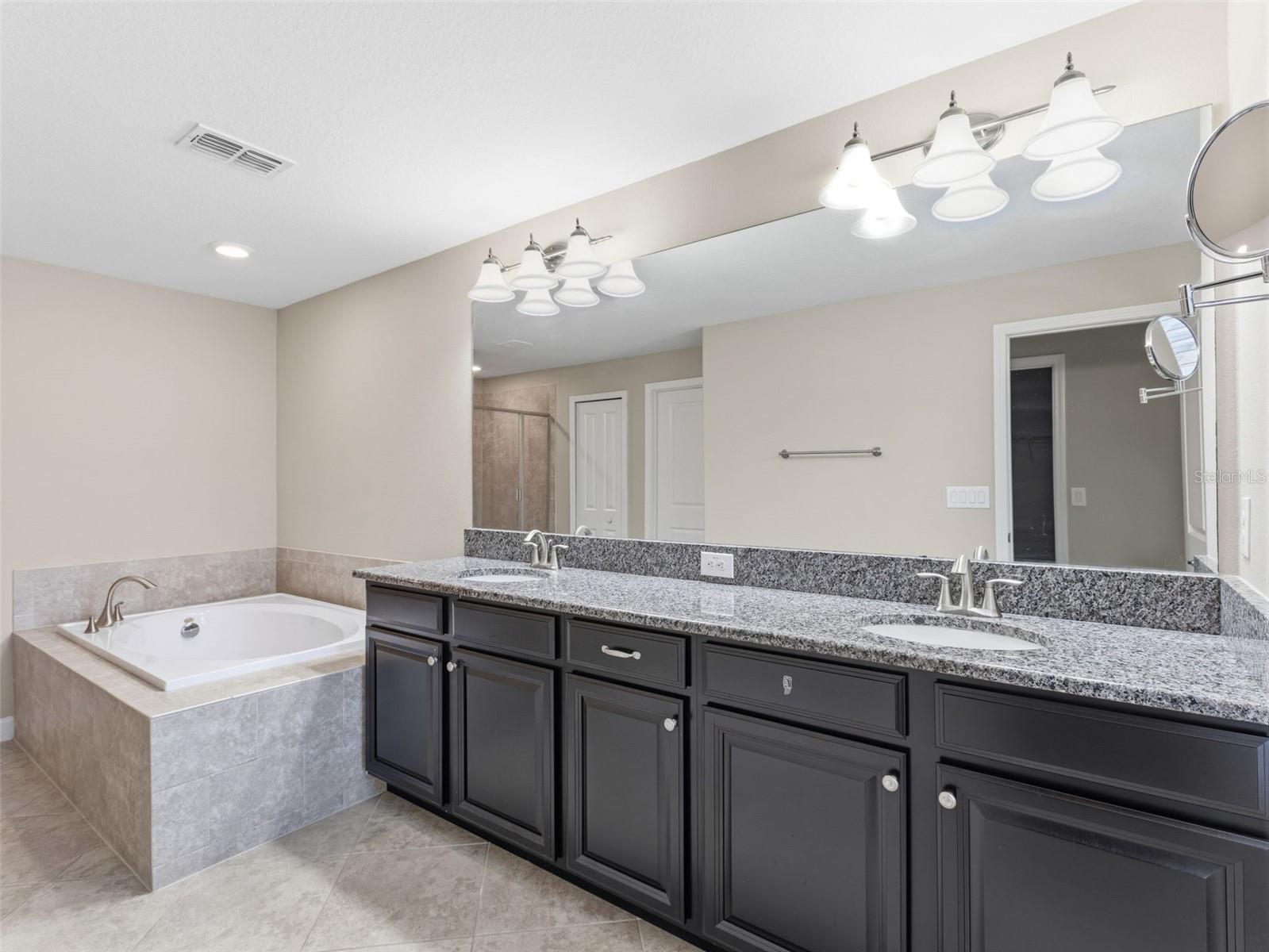 Image 19 of 40 For 17337 Old Tobacco Rd