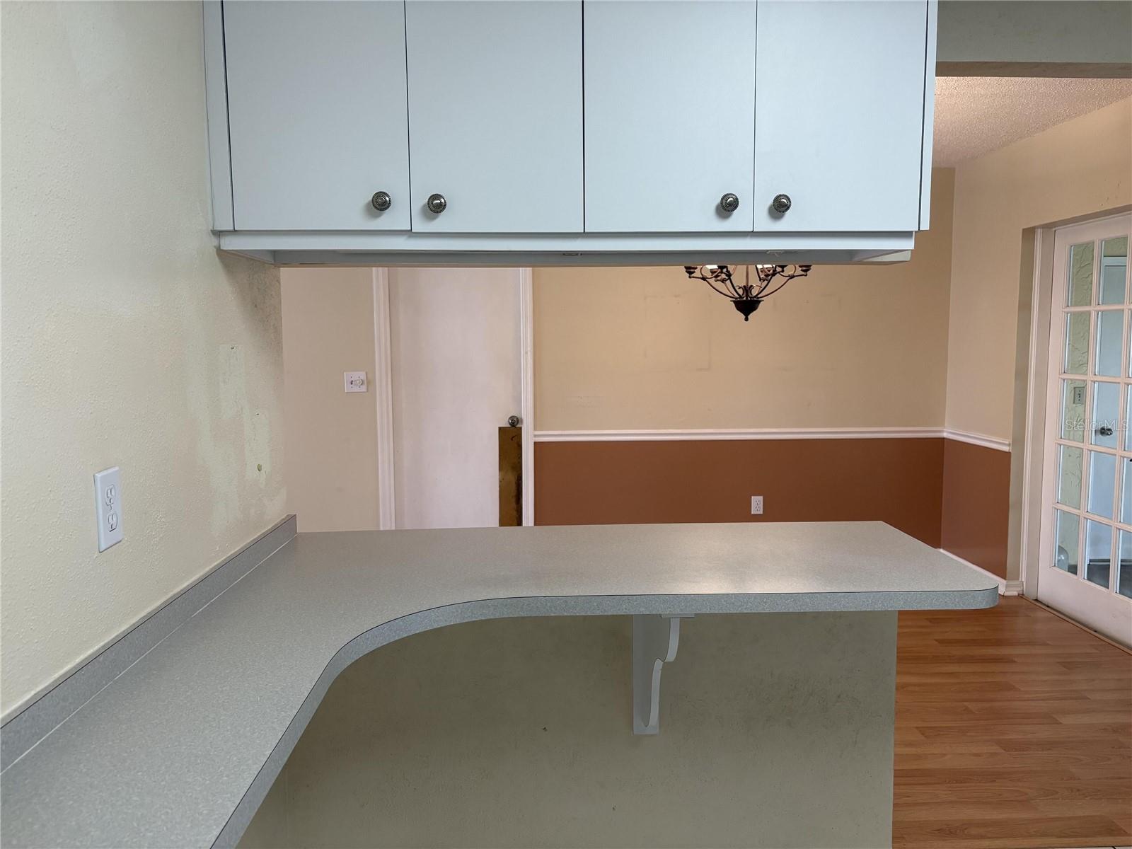 Image 24 of 48 For 1008 Lady Guinevere Drive