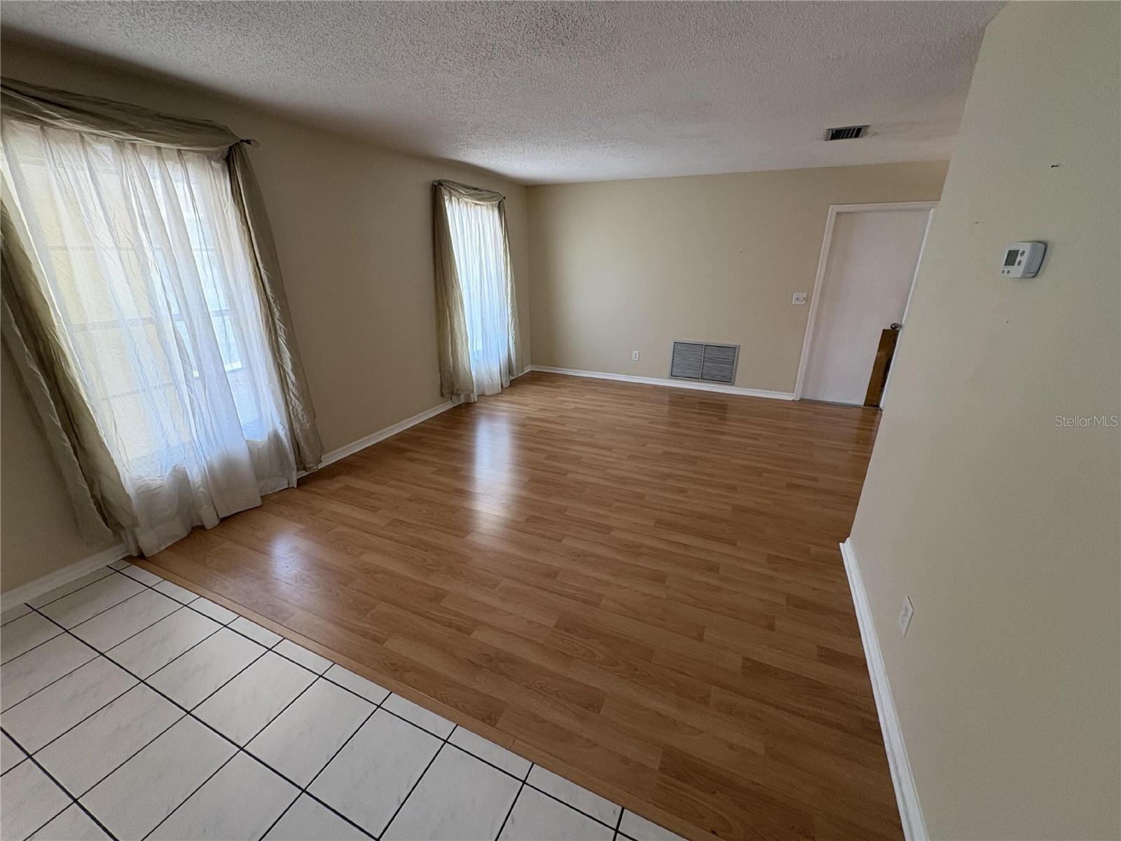 Image 25 of 48 For 1008 Lady Guinevere Drive