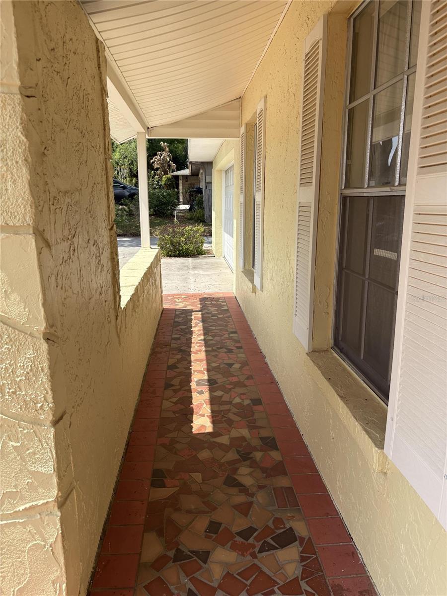 Image 27 of 48 For 1008 Lady Guinevere Drive