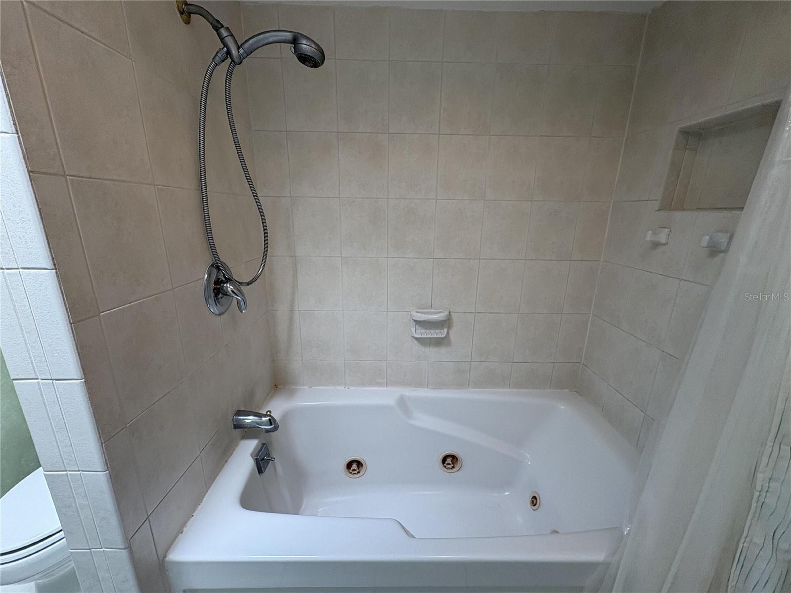 Image 28 of 48 For 1008 Lady Guinevere Drive