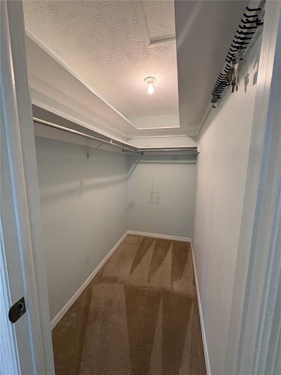 Image 33 of 48 For 1008 Lady Guinevere Drive