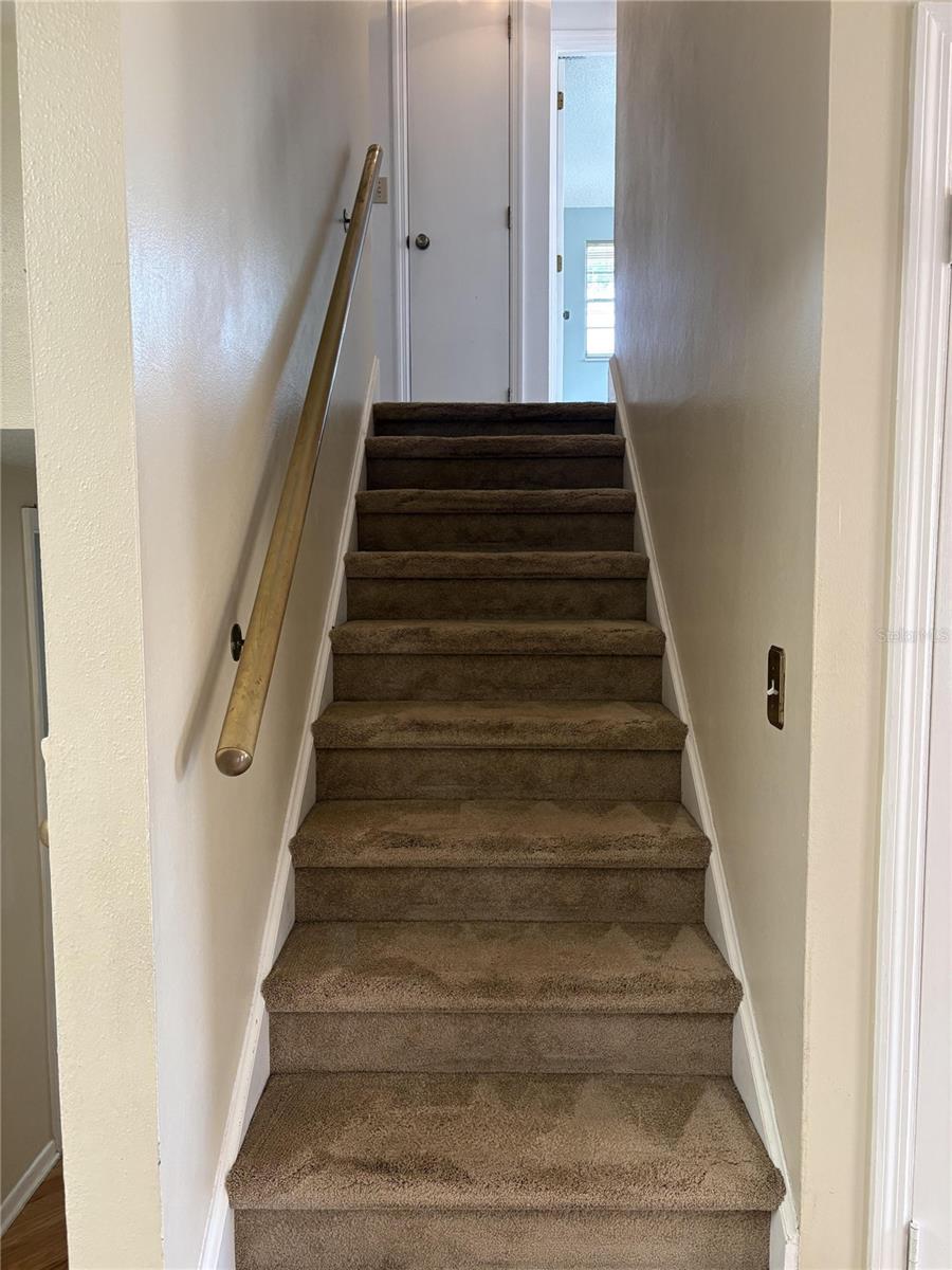 Image 36 of 48 For 1008 Lady Guinevere Drive