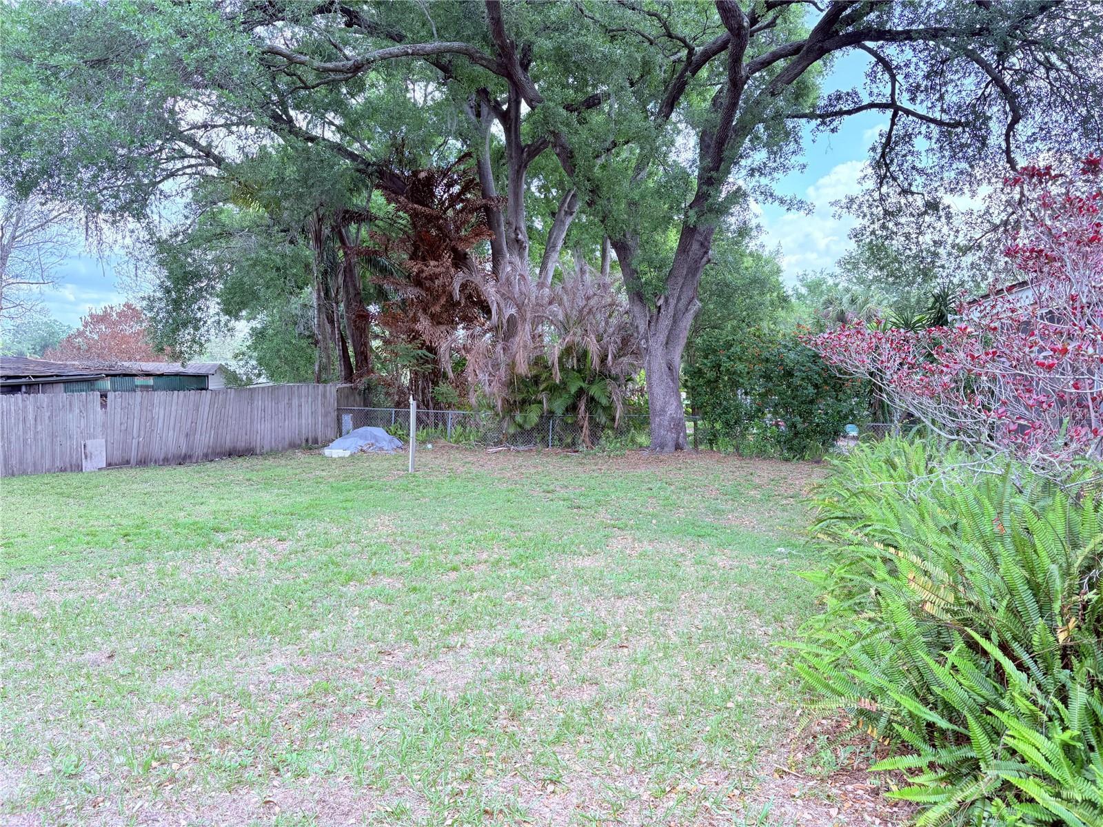 Image 43 of 48 For 1008 Lady Guinevere Drive