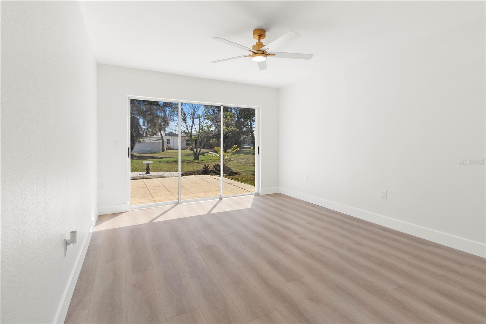 Image 19 of 79 For 441 63rd Street