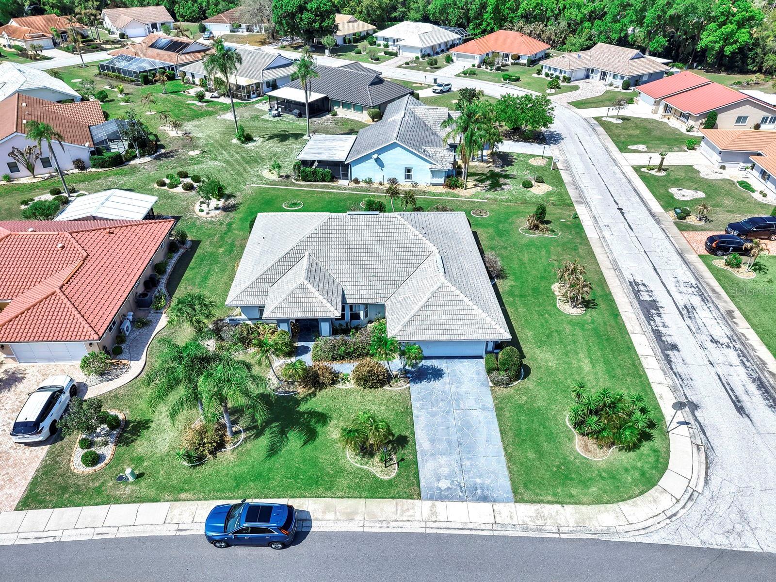 Image 10 of 47 For 2003 New Bedford Drive