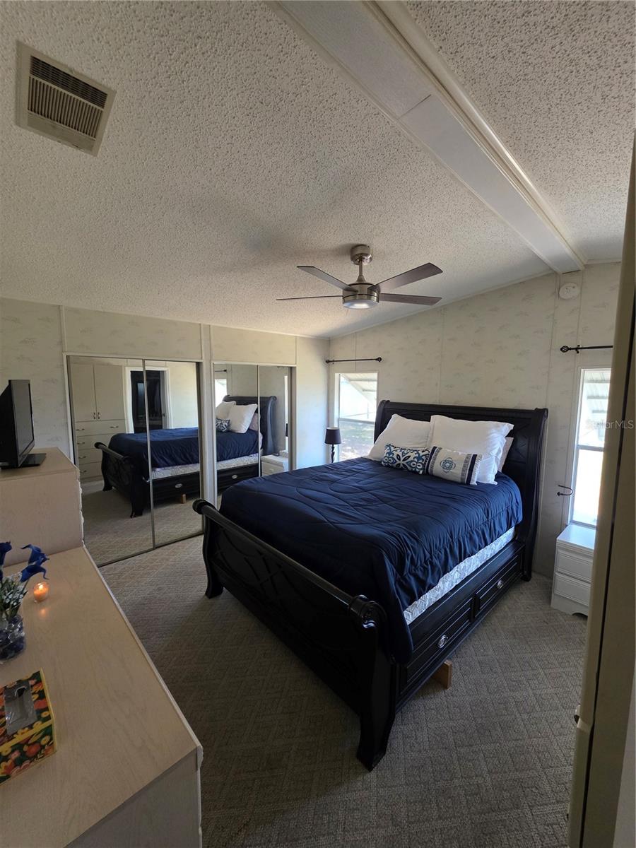 Image 13 of 26 For 340 Canal Way