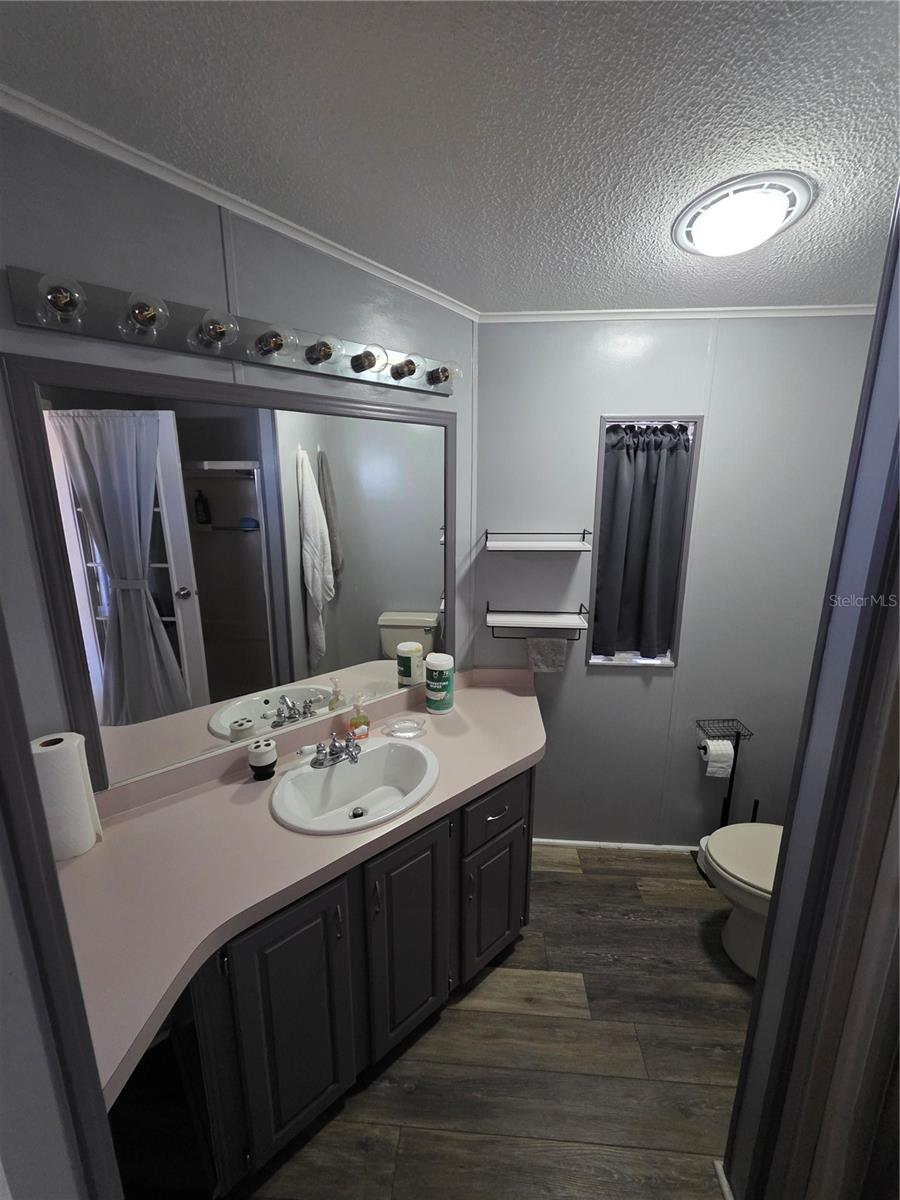 Image 15 of 26 For 340 Canal Way