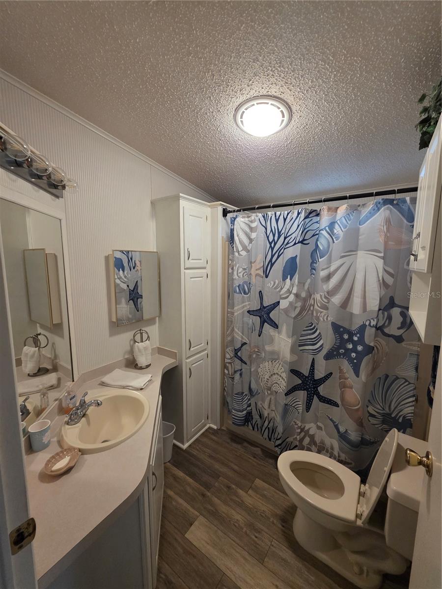 Image 20 of 26 For 340 Canal Way