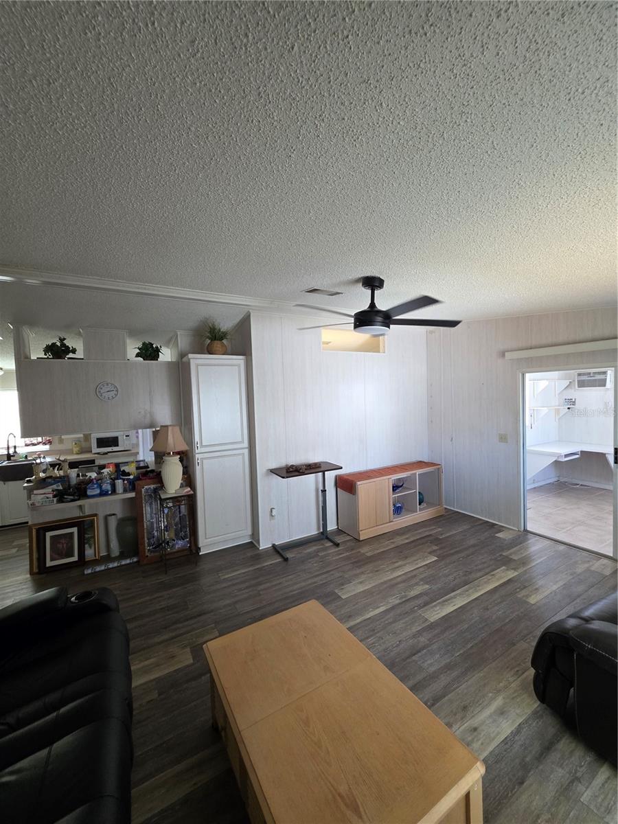 Image 5 of 26 For 340 Canal Way