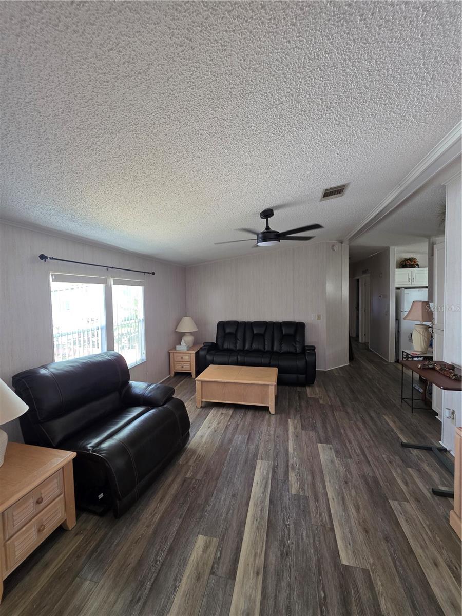 Image 6 of 26 For 340 Canal Way