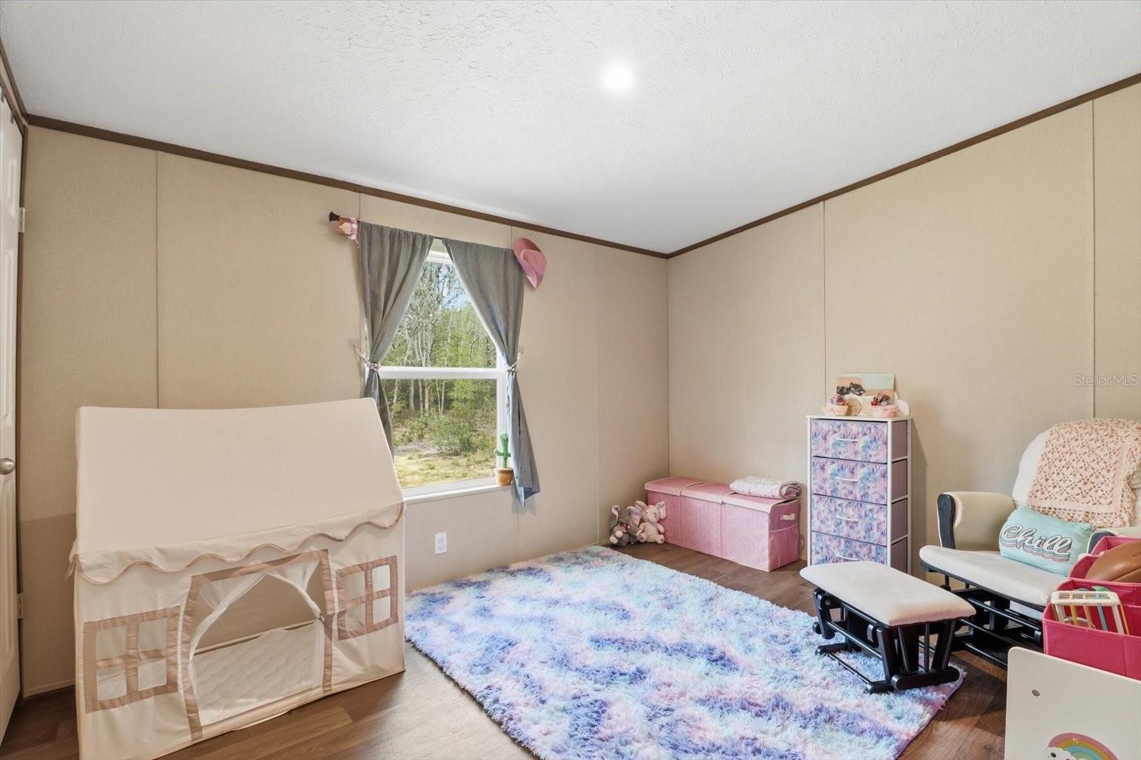 Image 22 of 47 For 7290 110th Avenue