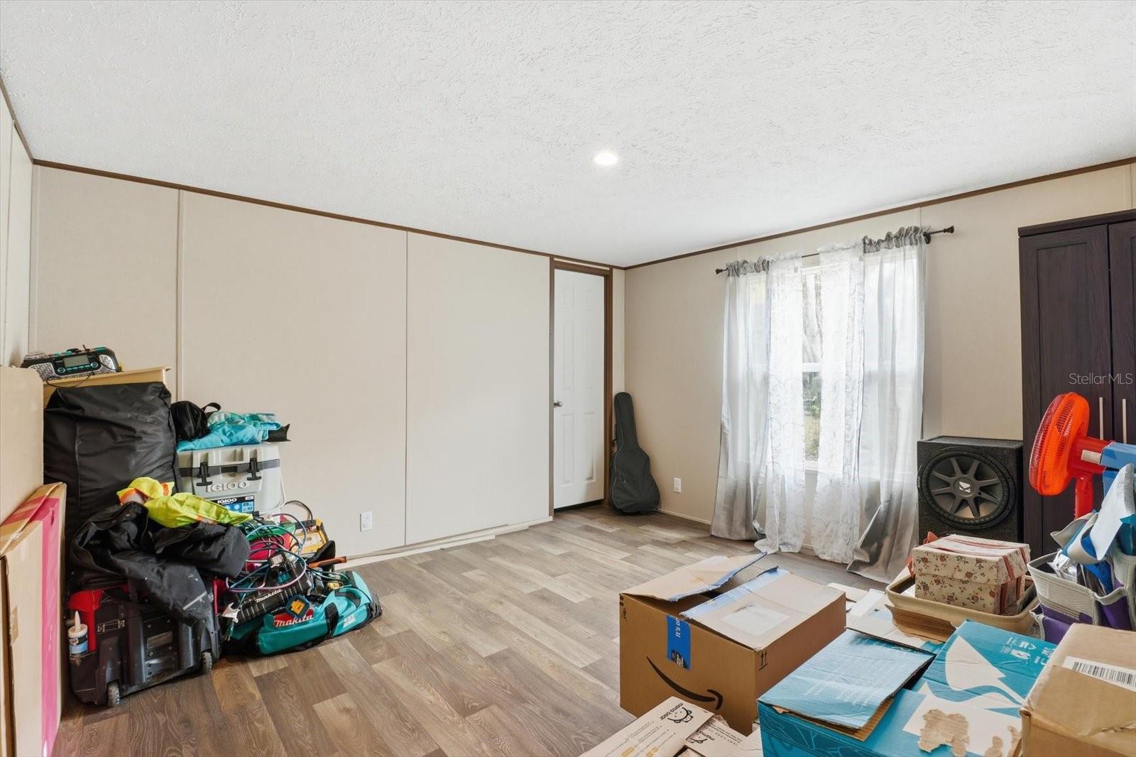 Image 28 of 47 For 7290 110th Avenue