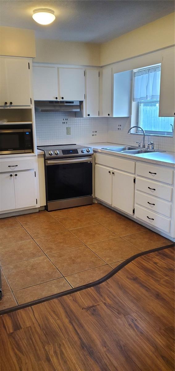 Image 5 of 10 For 13610 87th Place