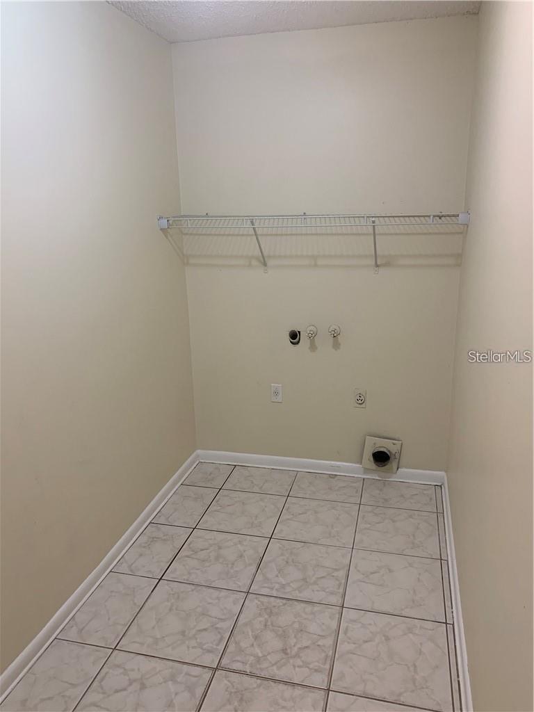 Image 20 of 35 For 4913 Rockledge Circle