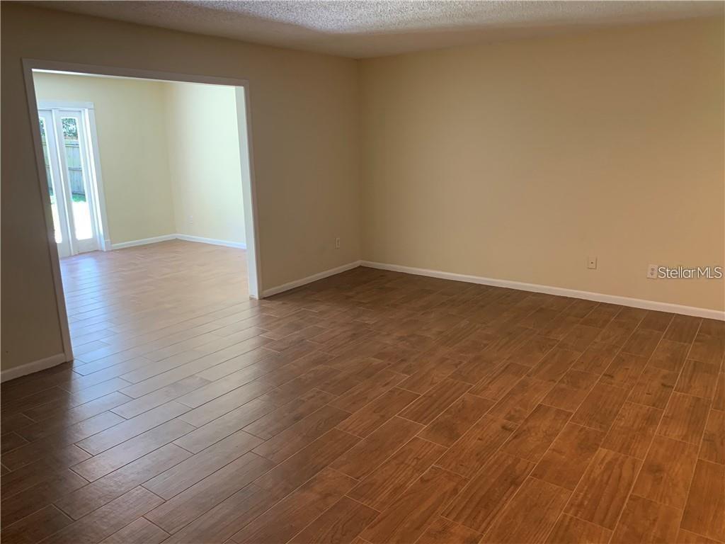 Image 7 of 35 For 4913 Rockledge Circle