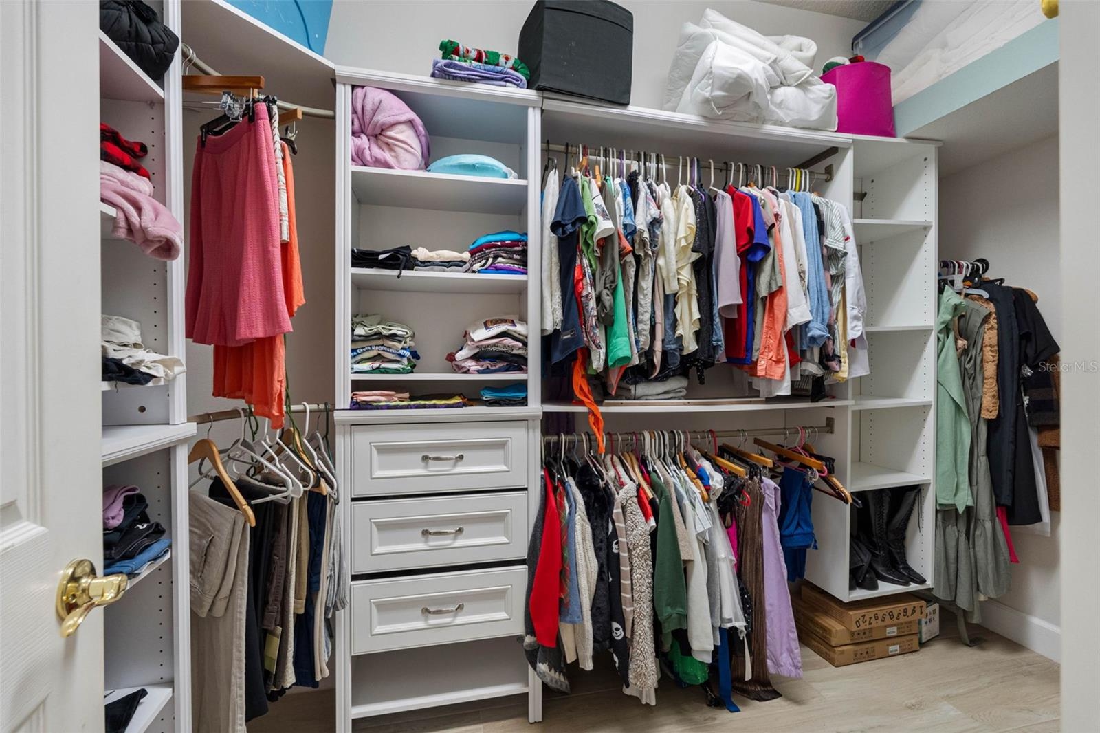 Image 26 of 55 For 16750 Ivy Lake Drive