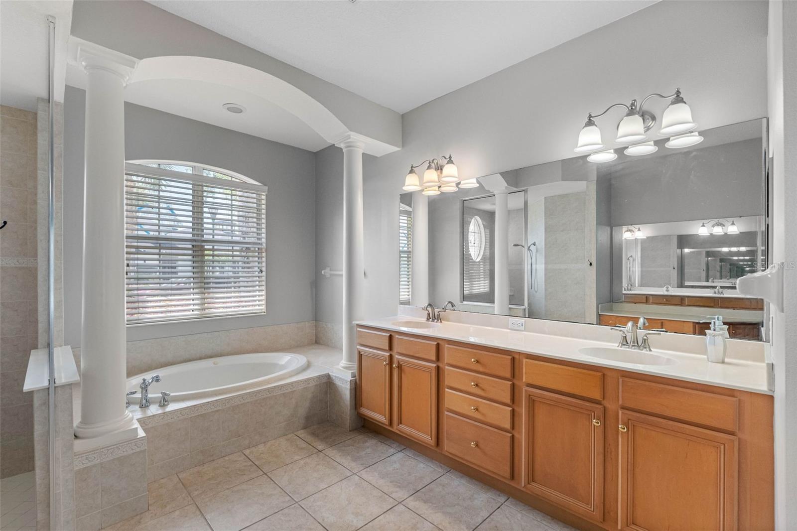 Image 28 of 55 For 16750 Ivy Lake Drive