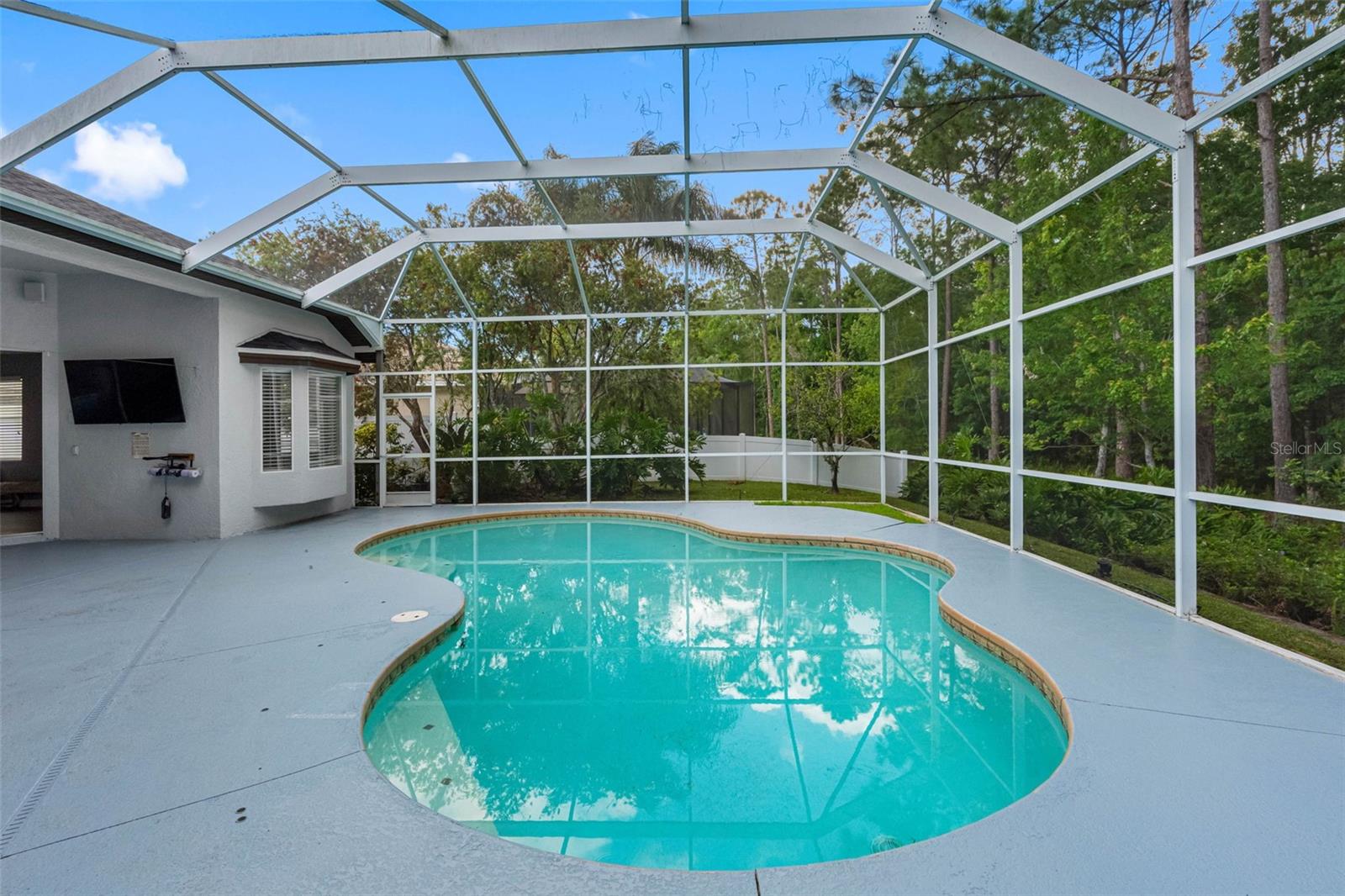 Image 50 of 55 For 16750 Ivy Lake Drive