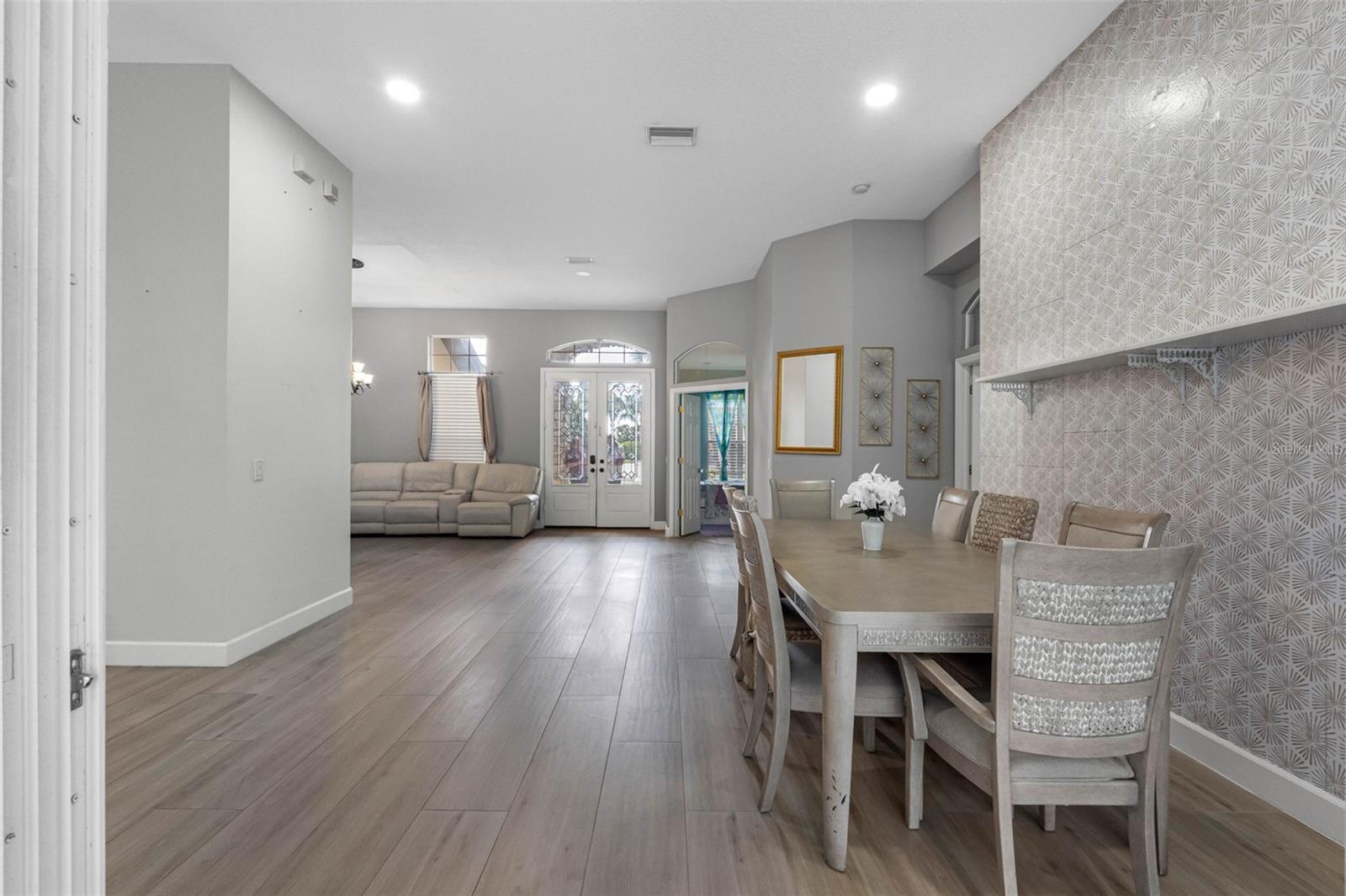 Image 6 of 55 For 16750 Ivy Lake Drive