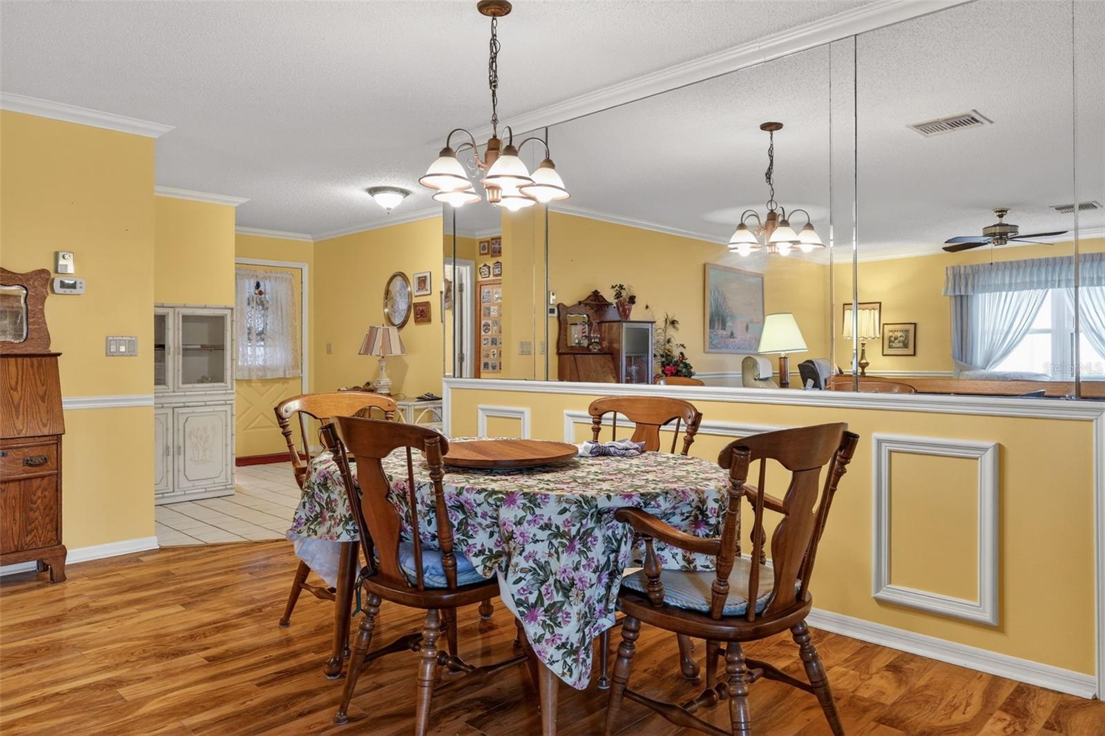 Image 7 of 29 For 2322 Lancaster Drive