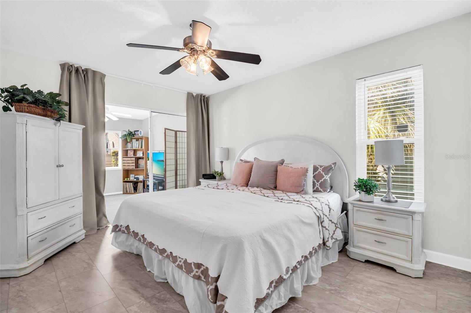 Image 32 of 64 For 2938 Macalpin Drive W