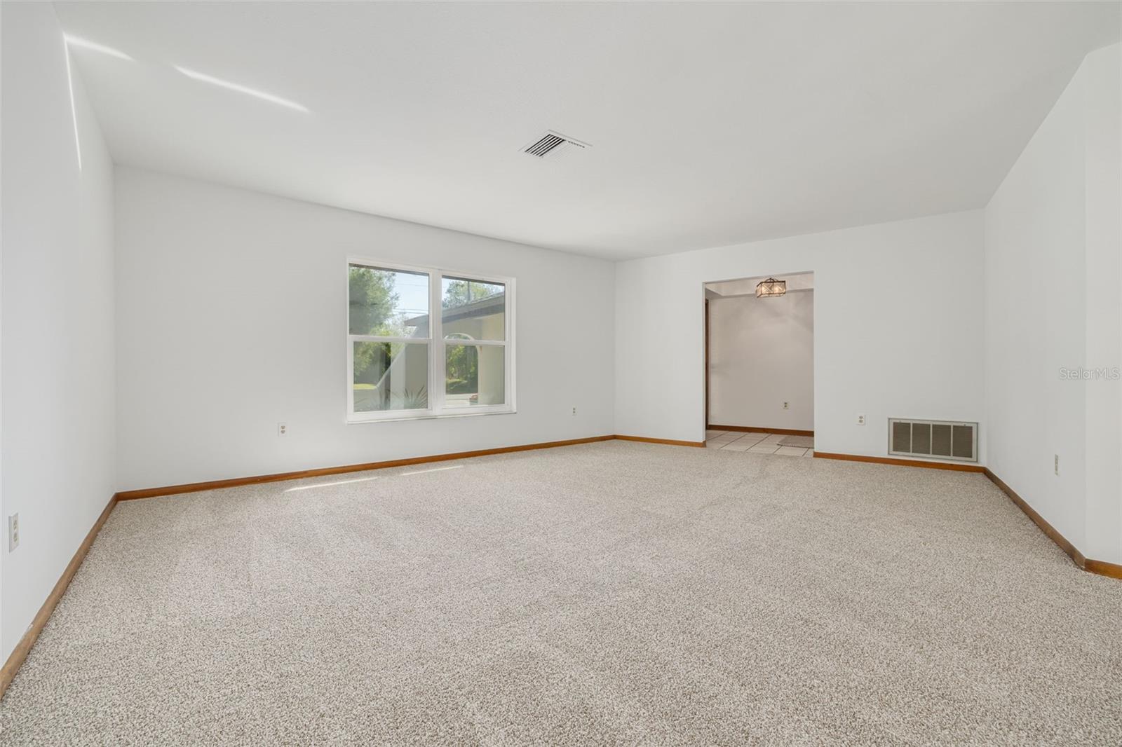 Image 10 of 45 For 1101 Dagmar Avenue