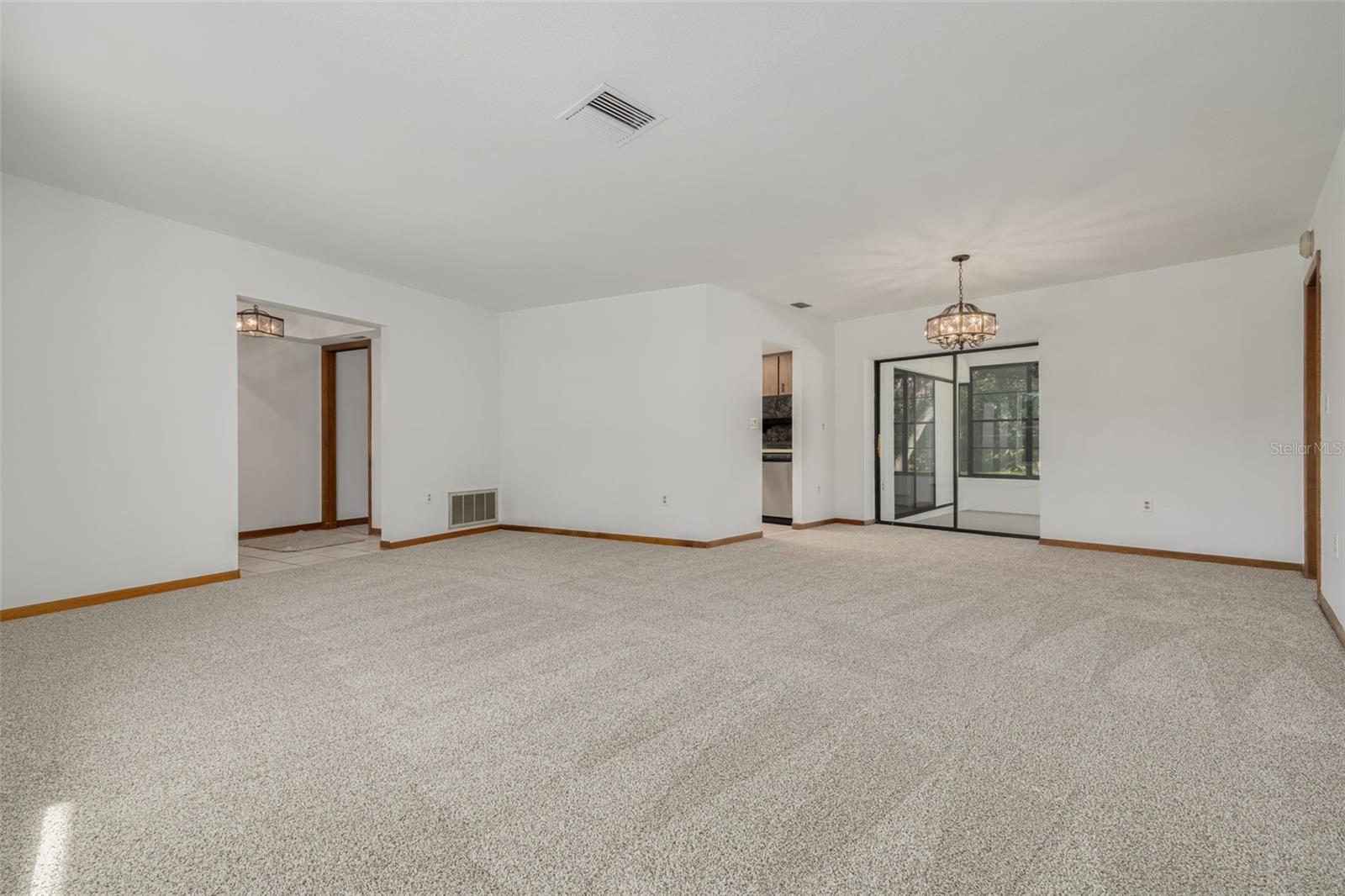 Image 12 of 45 For 1101 Dagmar Avenue