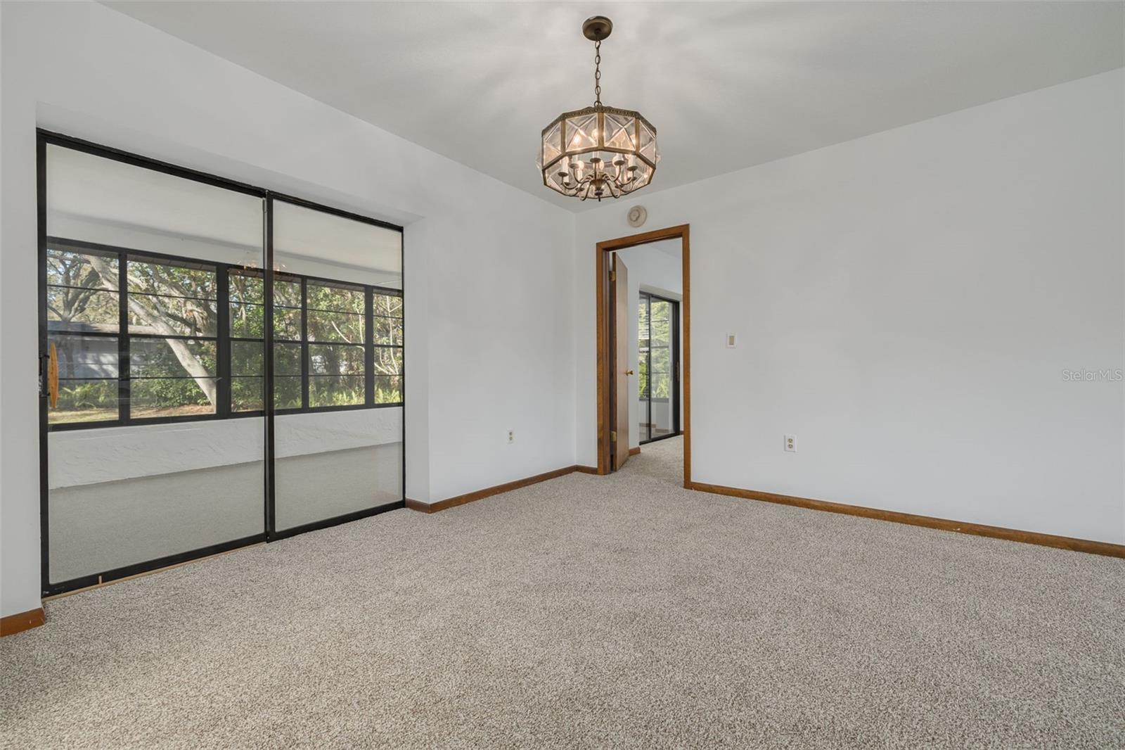 Image 13 of 45 For 1101 Dagmar Avenue